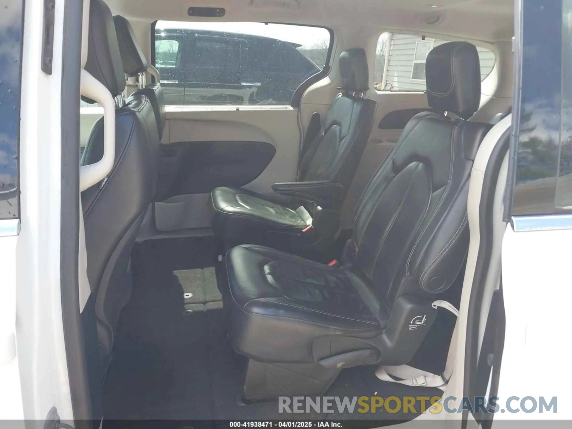 8 Фотография поврежденного автомобиля 2C4RC1BG0NR197859 CHRYSLER PACIFICA 2022
