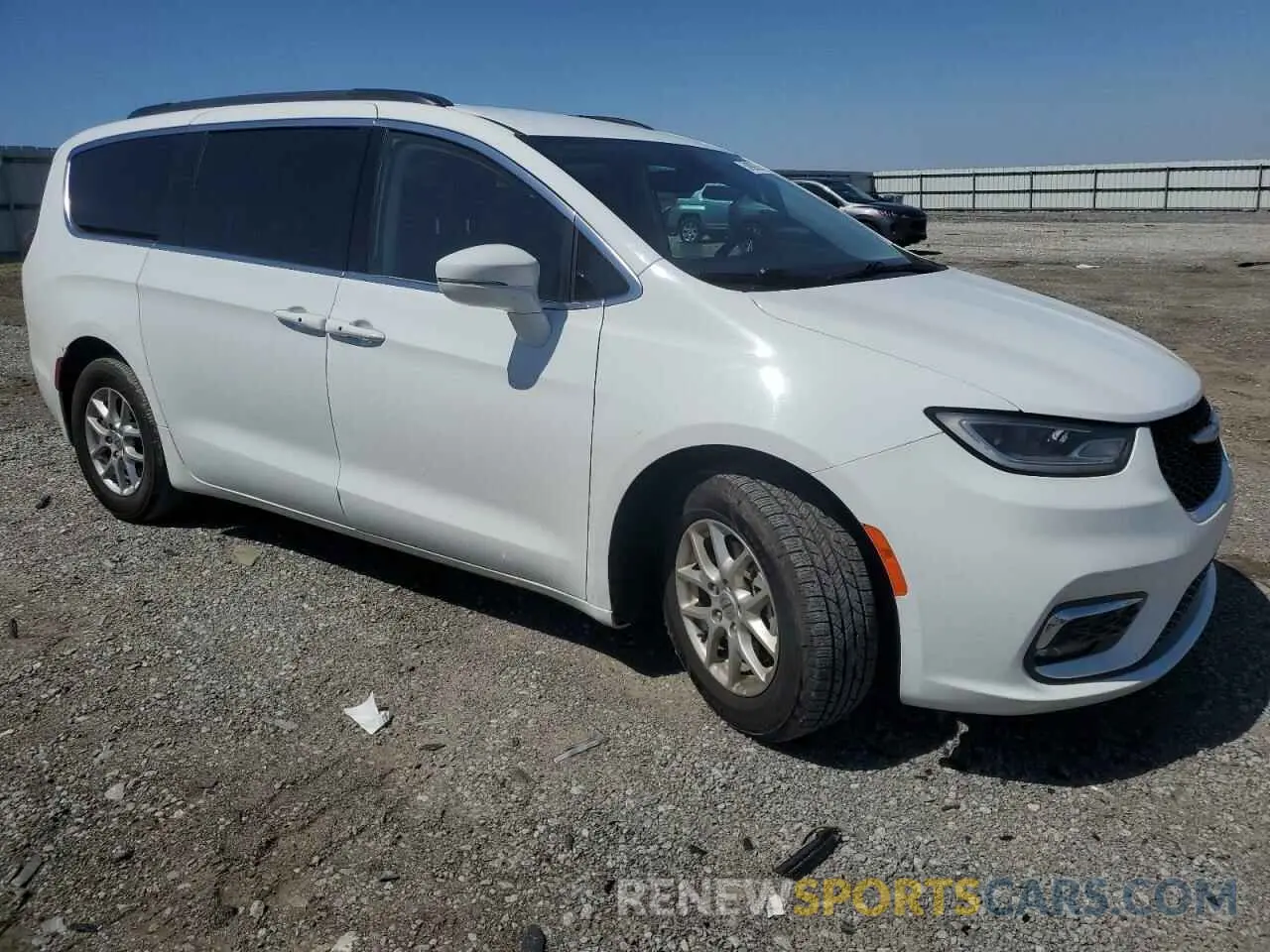 4 Photograph of a damaged car 2C4RC1BG0NR198249 CHRYSLER PACIFICA 2022