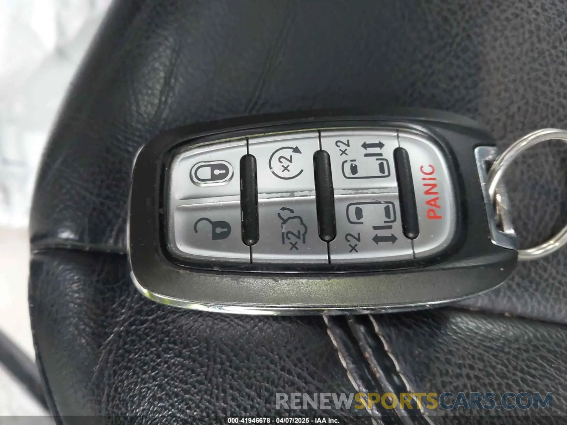 11 Фотография поврежденного автомобиля 2C4RC1BG0NR206561 CHRYSLER PACIFICA 2022