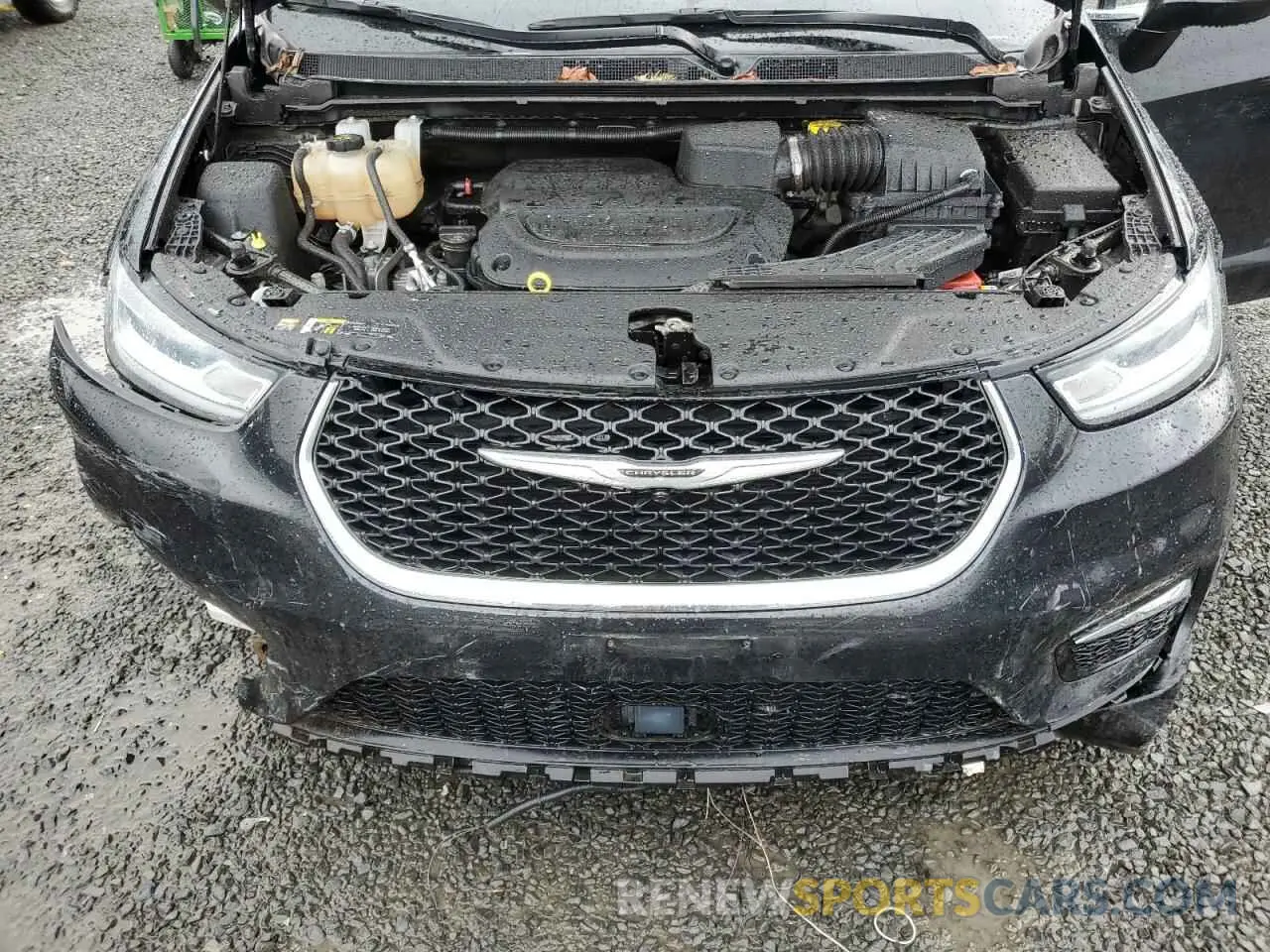 12 Photograph of a damaged car 2C4RC1BG1NR168130 CHRYSLER PACIFICA 2022
