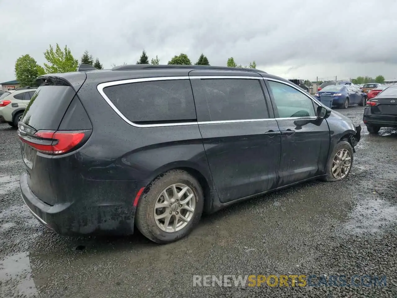 3 Photograph of a damaged car 2C4RC1BG1NR168130 CHRYSLER PACIFICA 2022