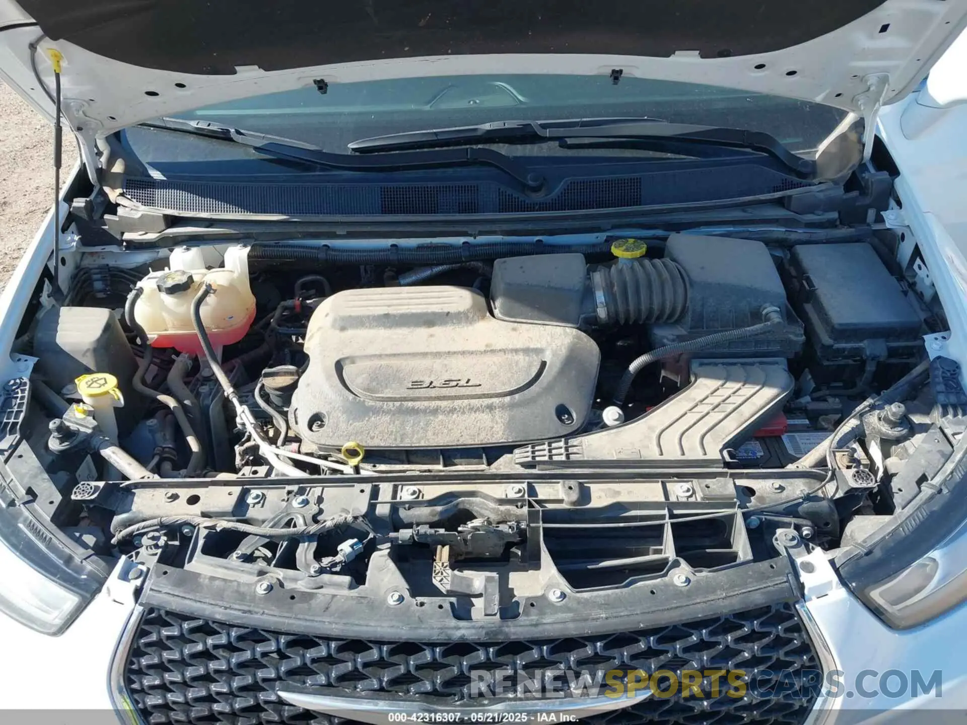 10 Фотография поврежденного автомобиля 2C4RC1BG1NR190855 CHRYSLER PACIFICA 2022