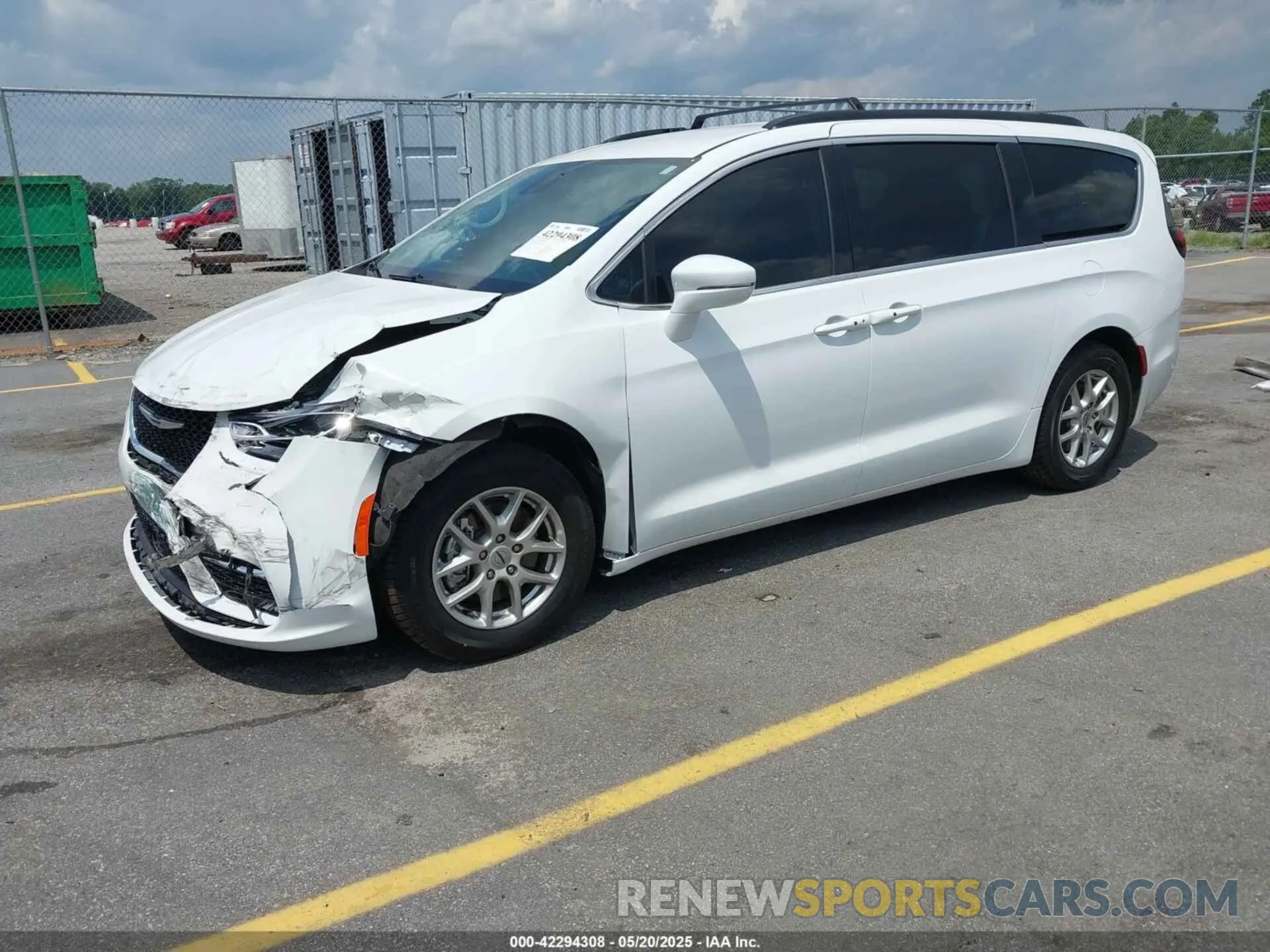 2 Фотография поврежденного автомобиля 2C4RC1BG2NR169772 CHRYSLER PACIFICA 2022