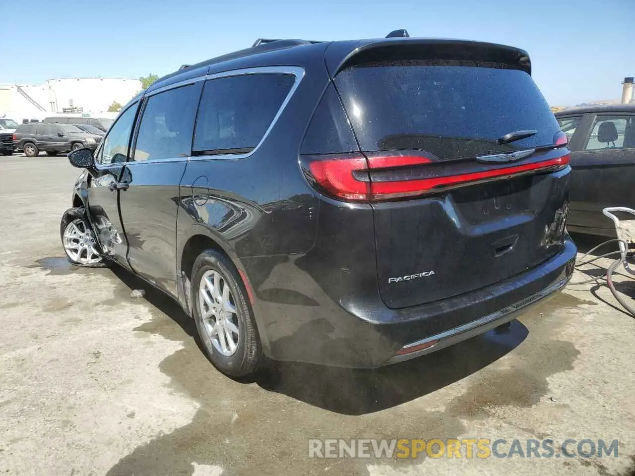2 Фотография поврежденного автомобиля 2C4RC1BG2NR193635 CHRYSLER PACIFICA 2022