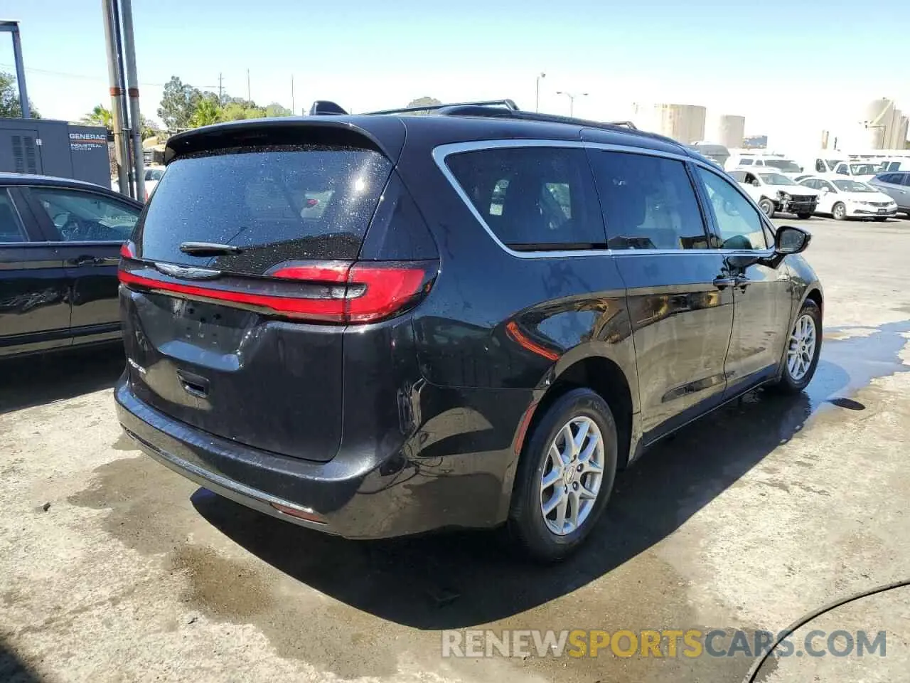 3 Фотография поврежденного автомобиля 2C4RC1BG2NR193635 CHRYSLER PACIFICA 2022