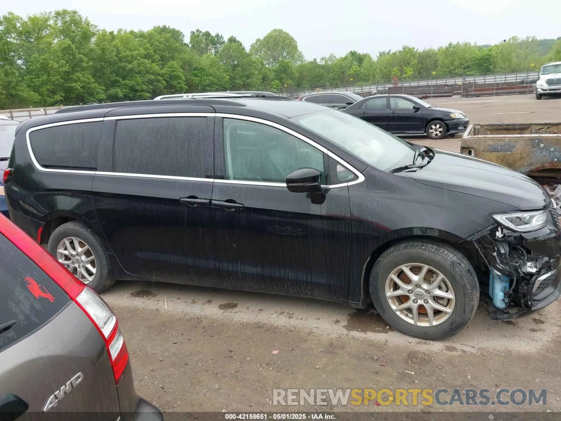 13 Фотография поврежденного автомобиля 2C4RC1BG3NR106311 CHRYSLER PACIFICA 2022