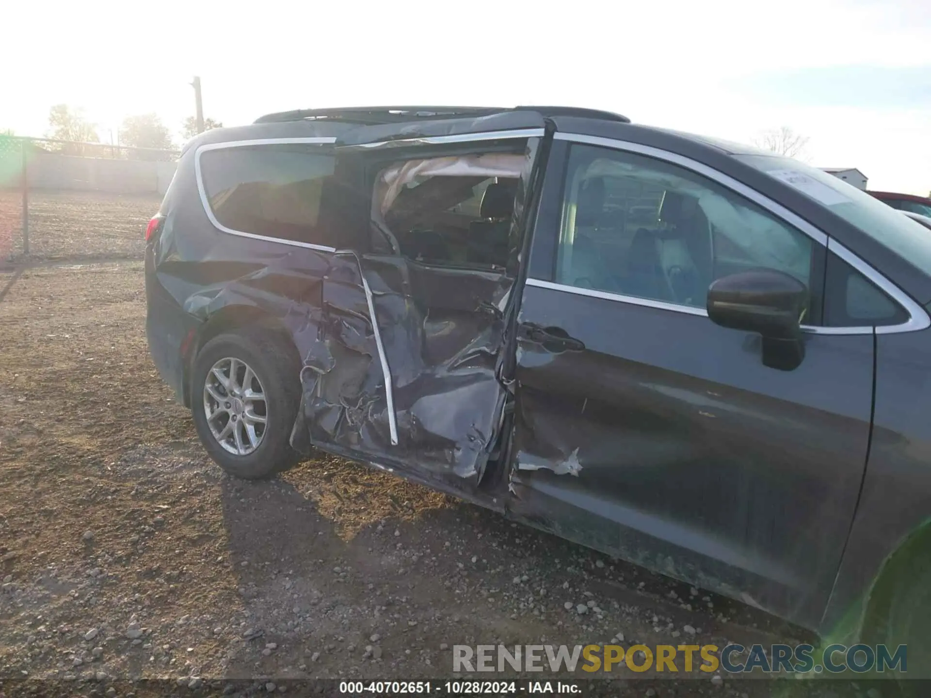 6 Фотография поврежденного автомобиля 2C4RC1BG3NR106566 CHRYSLER PACIFICA 2022