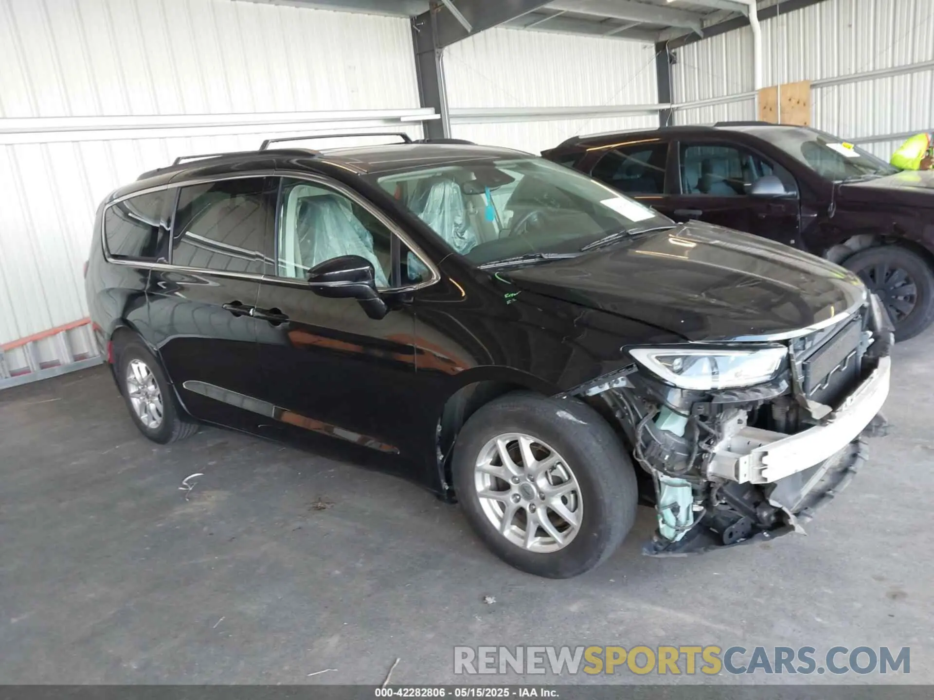 1 Photograph of a damaged car 2C4RC1BG3NR142192 CHRYSLER PACIFICA 2022