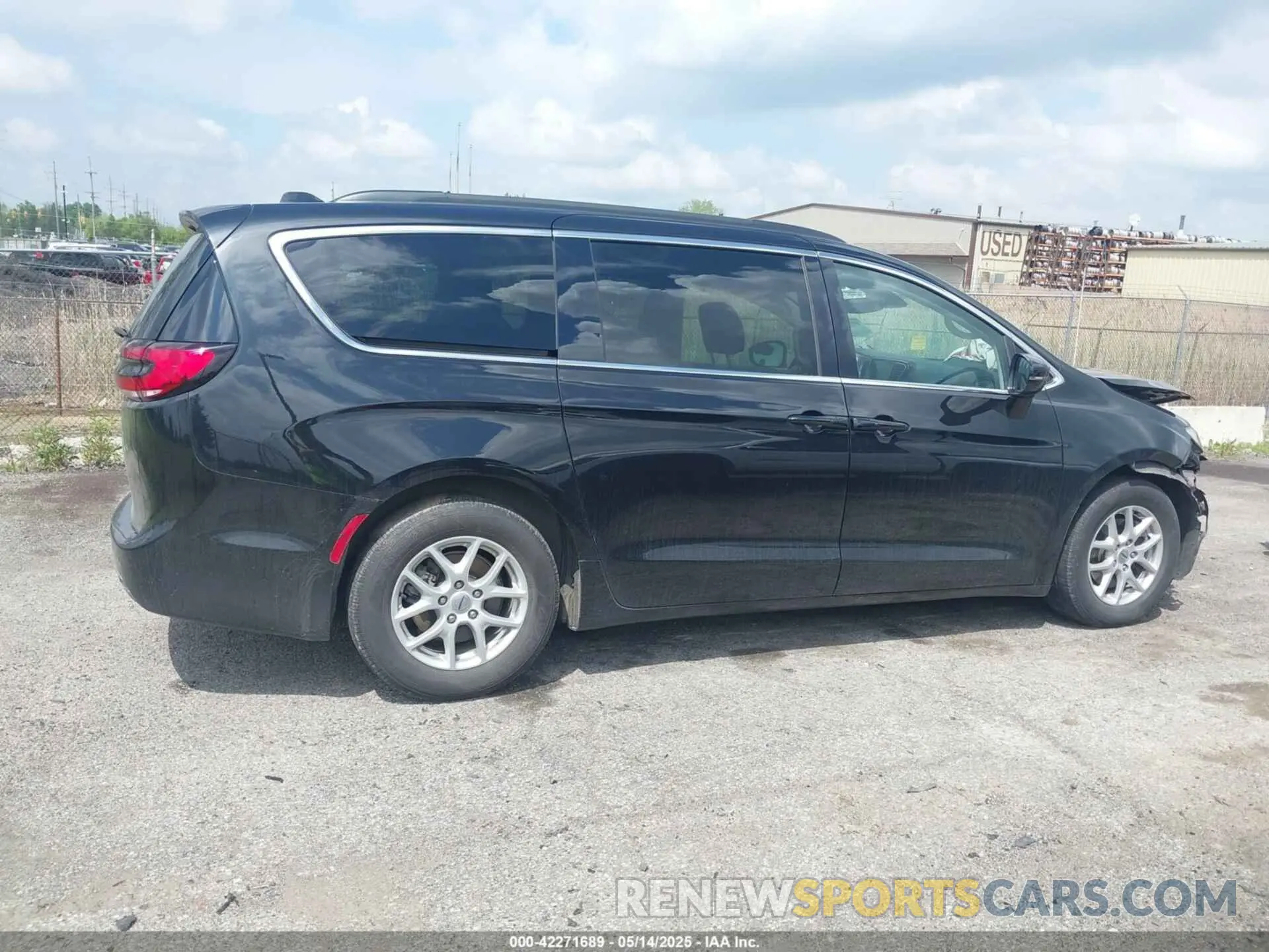 13 Фотография поврежденного автомобиля 2C4RC1BG3NR146081 CHRYSLER PACIFICA 2022