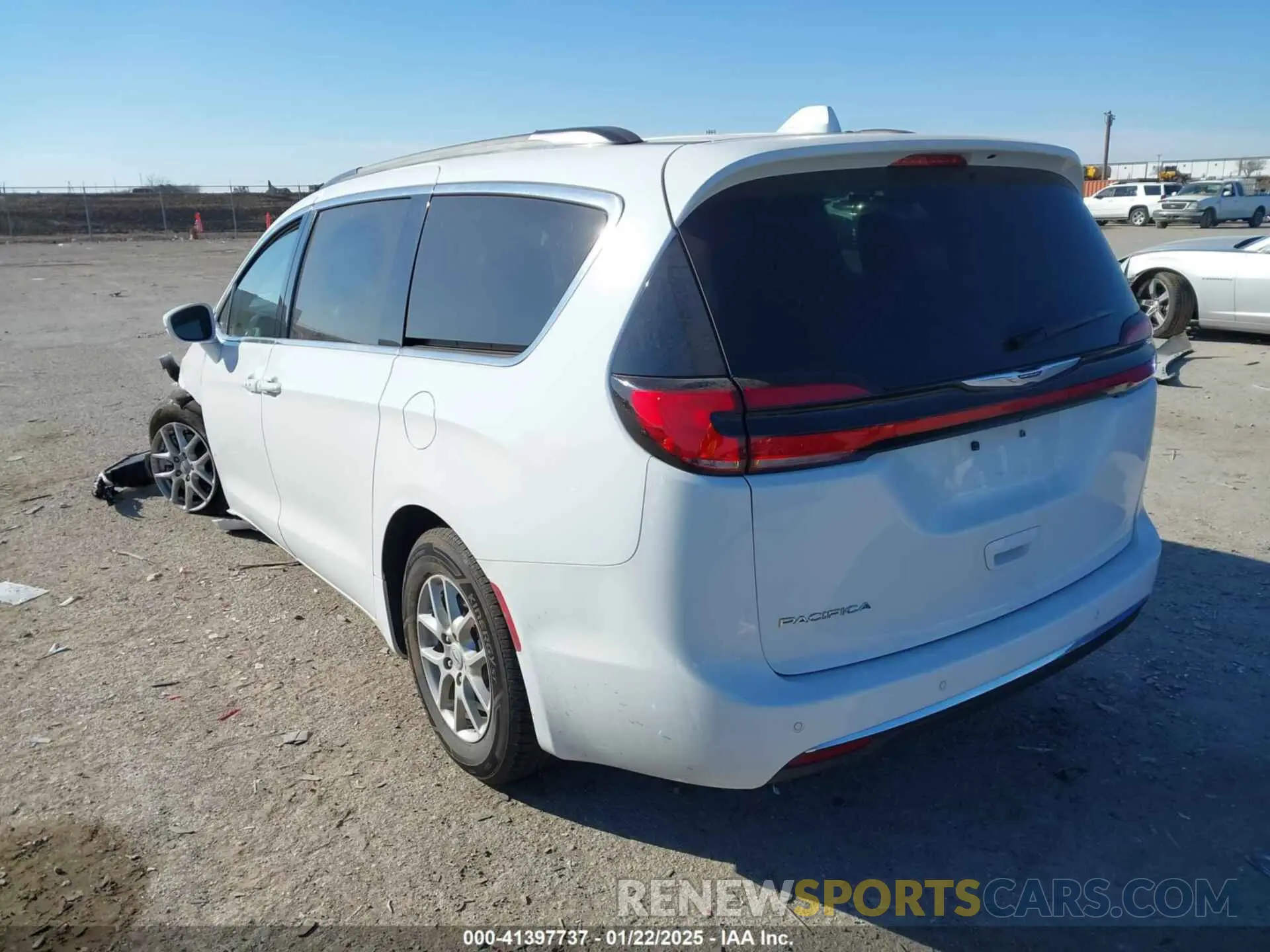 3 Фотография поврежденного автомобиля 2C4RC1BG3NR146842 CHRYSLER PACIFICA 2022