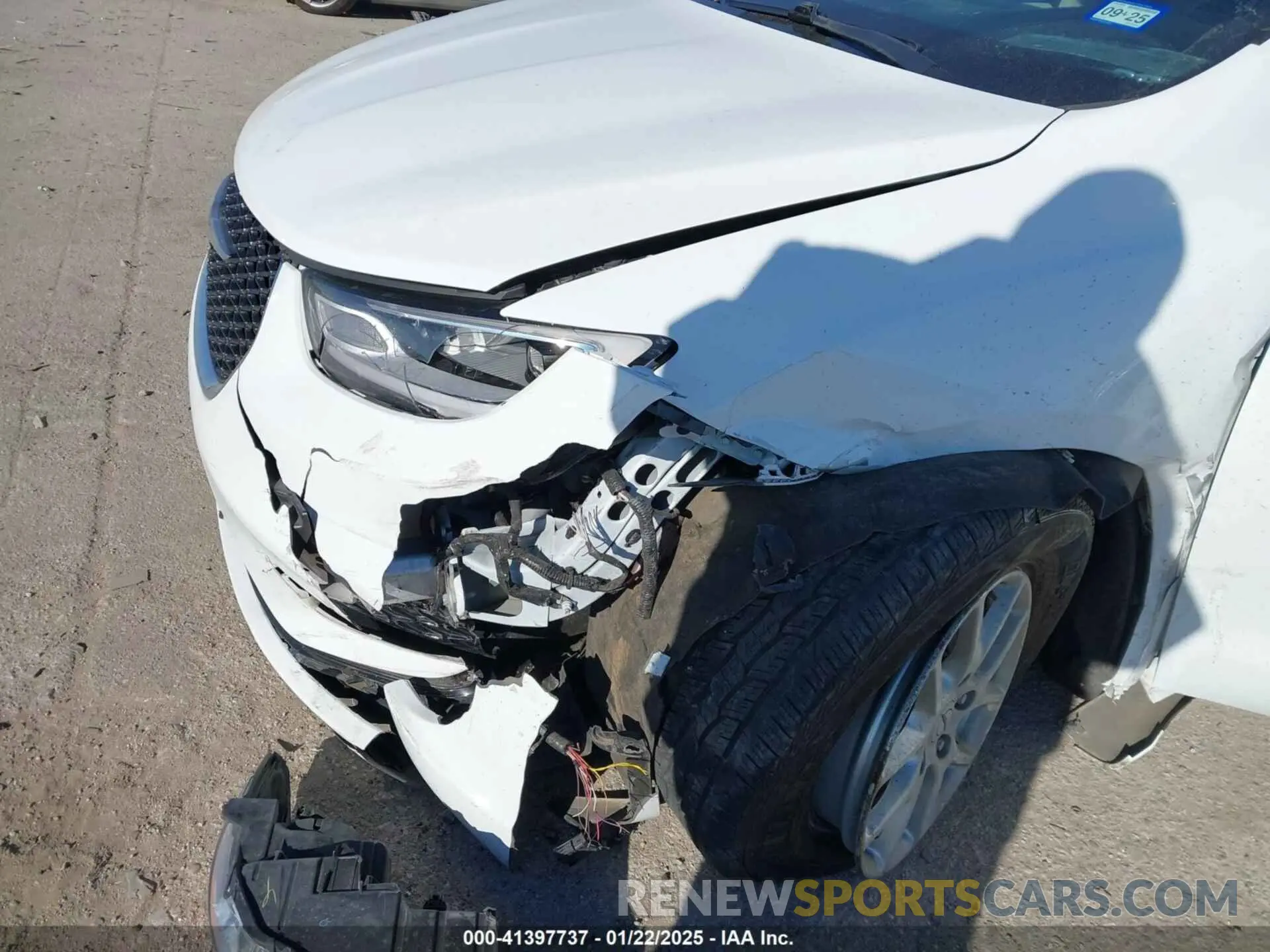 6 Фотография поврежденного автомобиля 2C4RC1BG3NR146842 CHRYSLER PACIFICA 2022