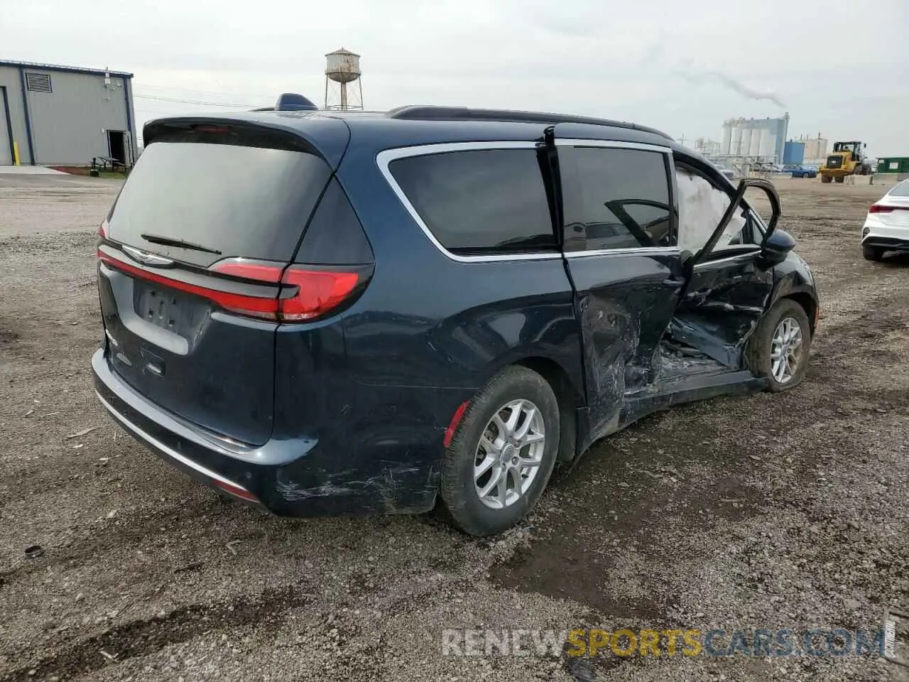 3 Photograph of a damaged car 2C4RC1BG3NR155394 CHRYSLER PACIFICA 2022
