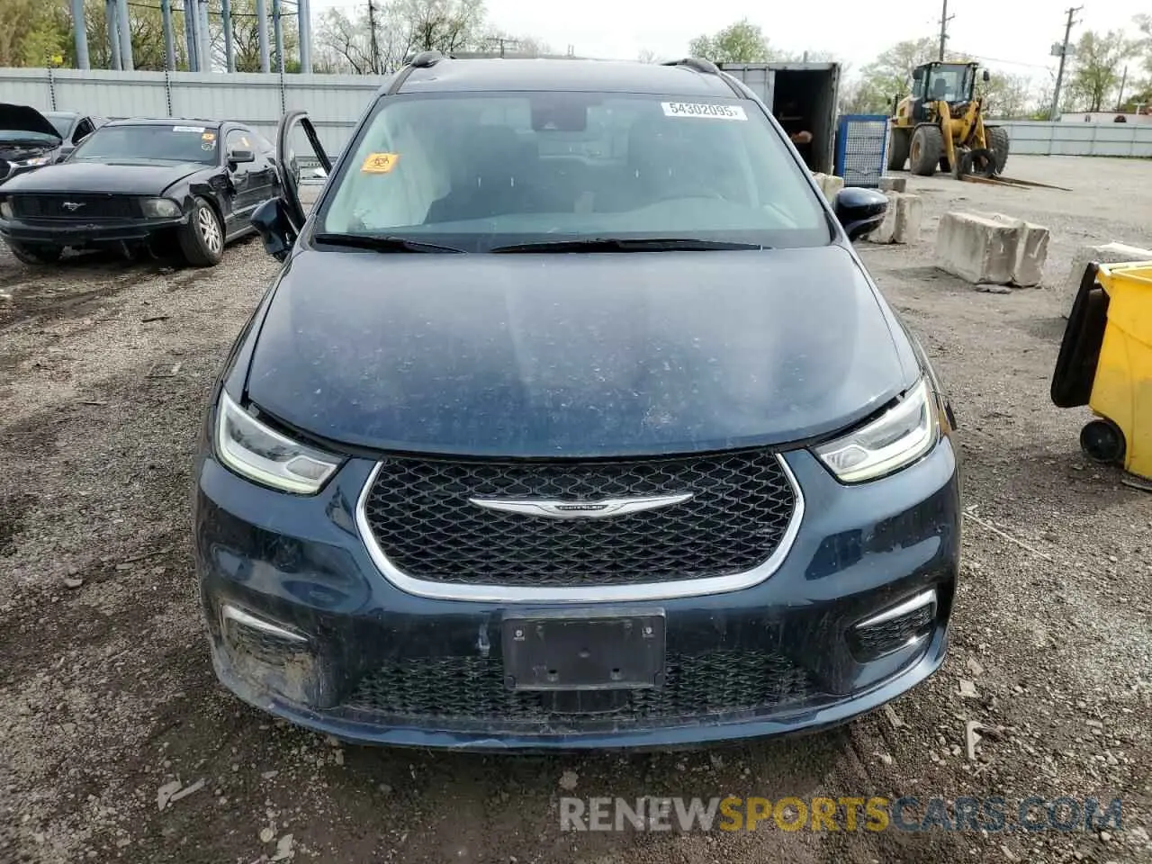5 Photograph of a damaged car 2C4RC1BG3NR155394 CHRYSLER PACIFICA 2022