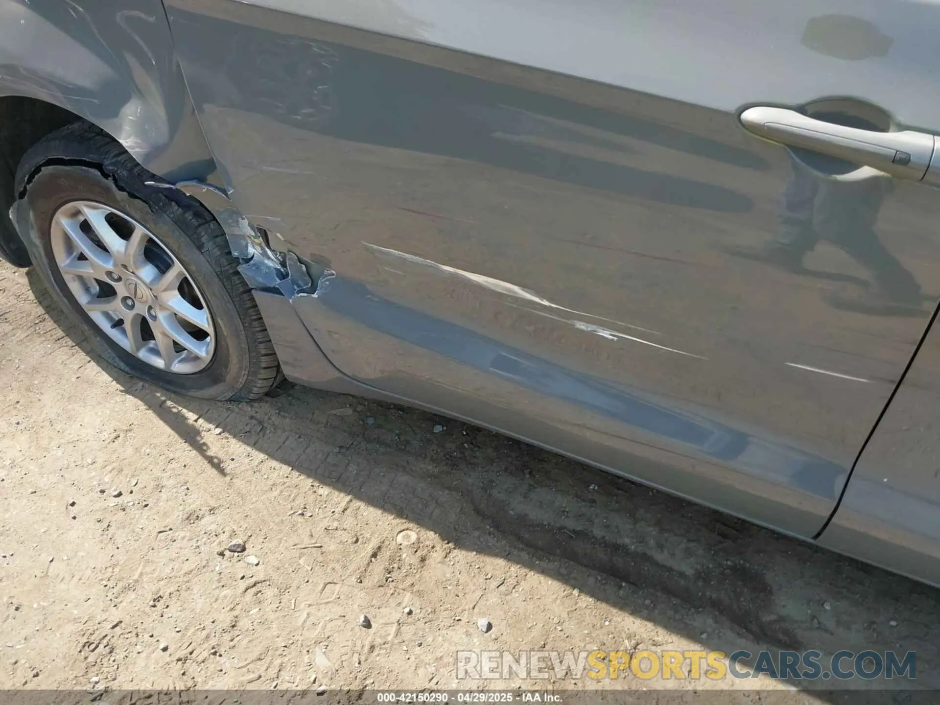 19 Фотография поврежденного автомобиля 2C4RC1BG3NR168565 CHRYSLER PACIFICA 2022