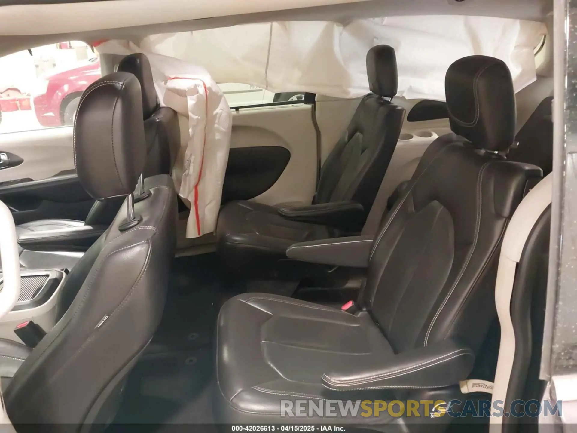 8 Фотография поврежденного автомобиля 2C4RC1BG4NR109475 CHRYSLER PACIFICA 2022