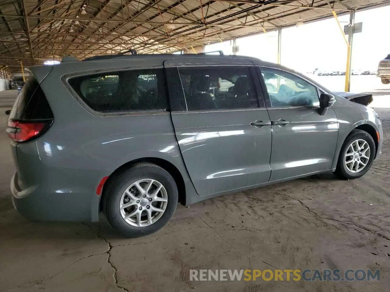 3 Фотография поврежденного автомобиля 2C4RC1BG4NR109539 CHRYSLER PACIFICA 2022