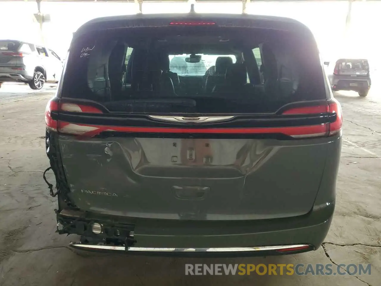 6 Фотография поврежденного автомобиля 2C4RC1BG4NR109539 CHRYSLER PACIFICA 2022