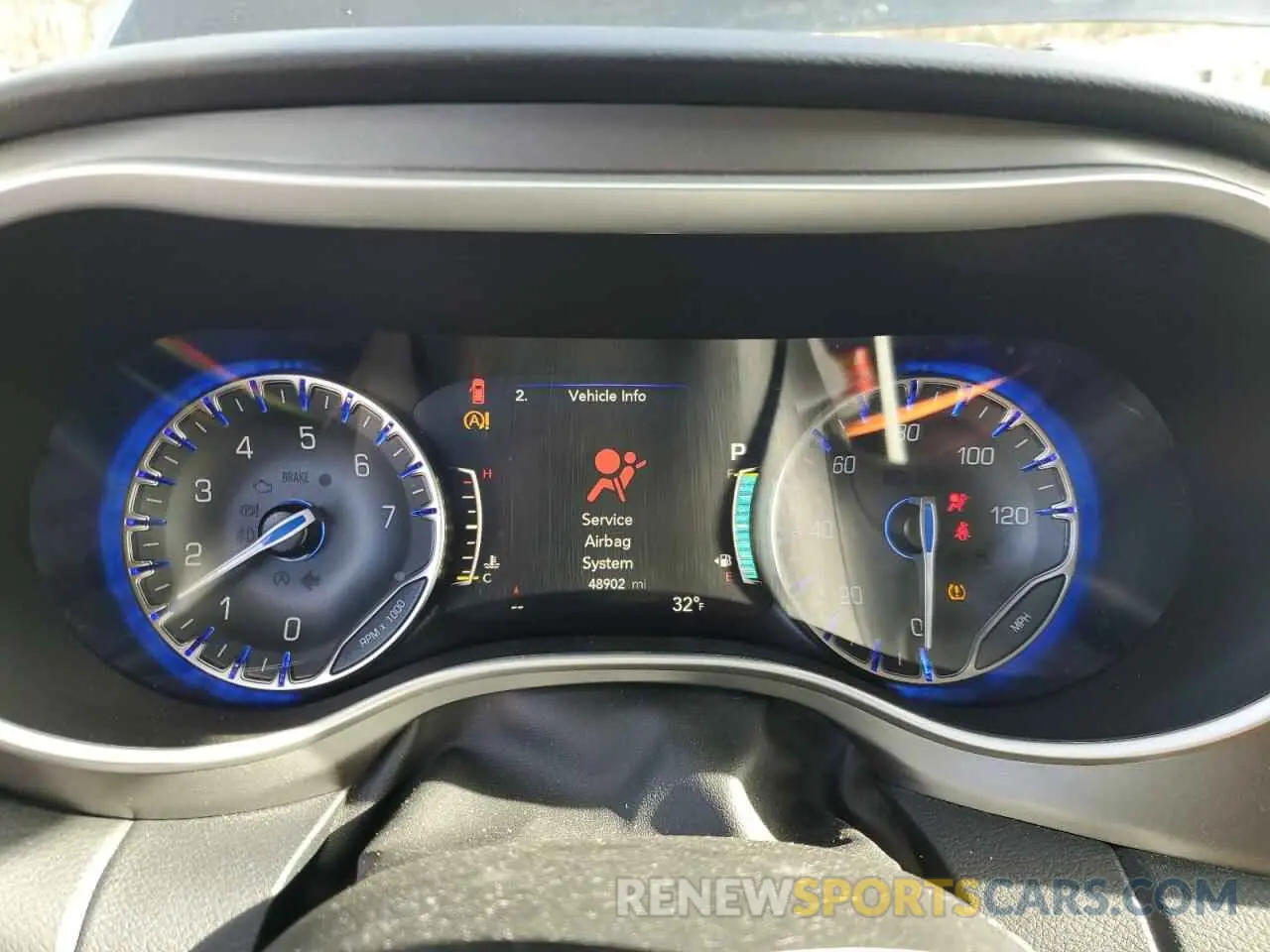 9 Фотография поврежденного автомобиля 2C4RC1BG4NR186394 CHRYSLER PACIFICA 2022