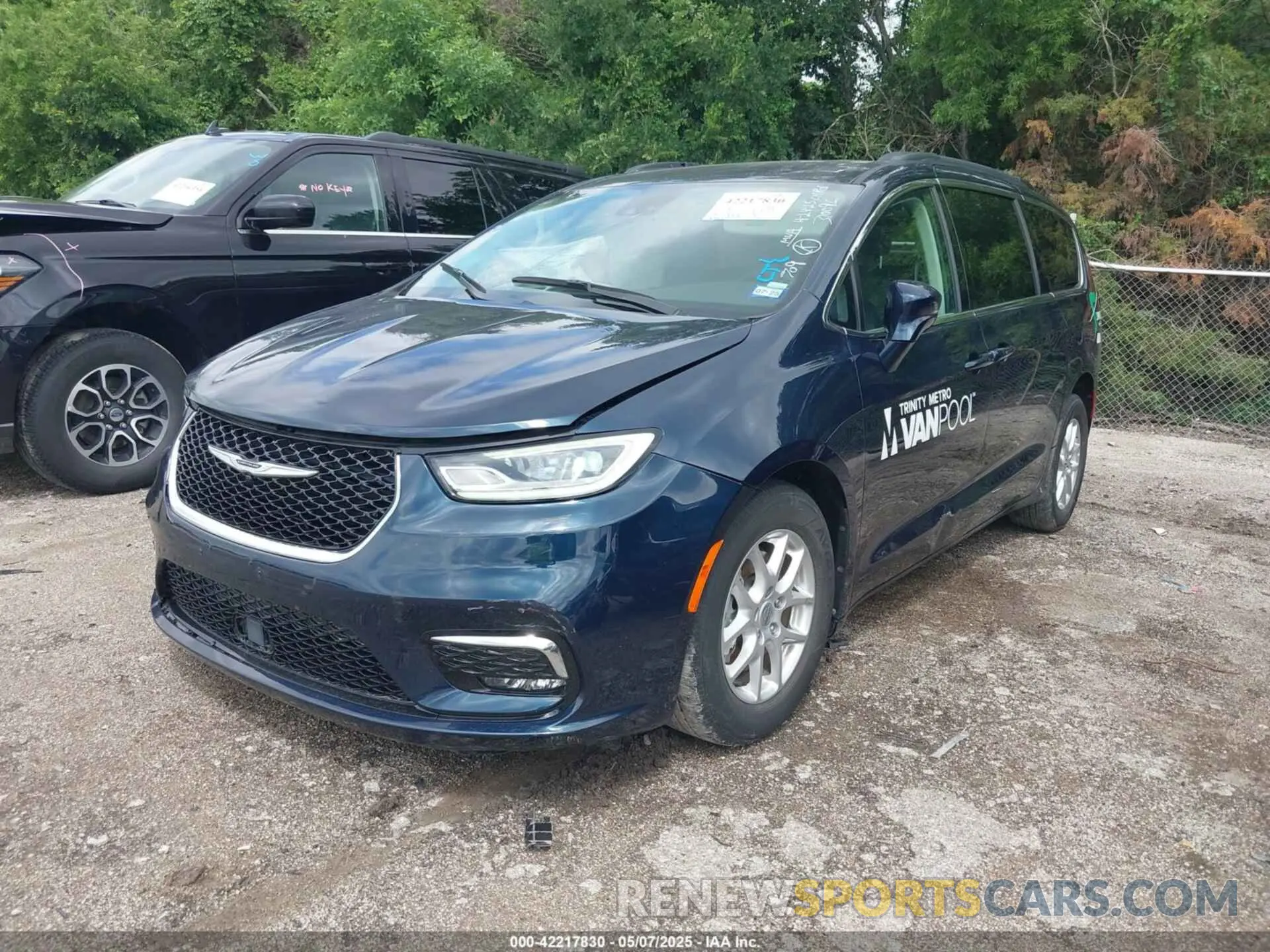 2 Фотография поврежденного автомобиля 2C4RC1BG4NR186458 CHRYSLER PACIFICA 2022
