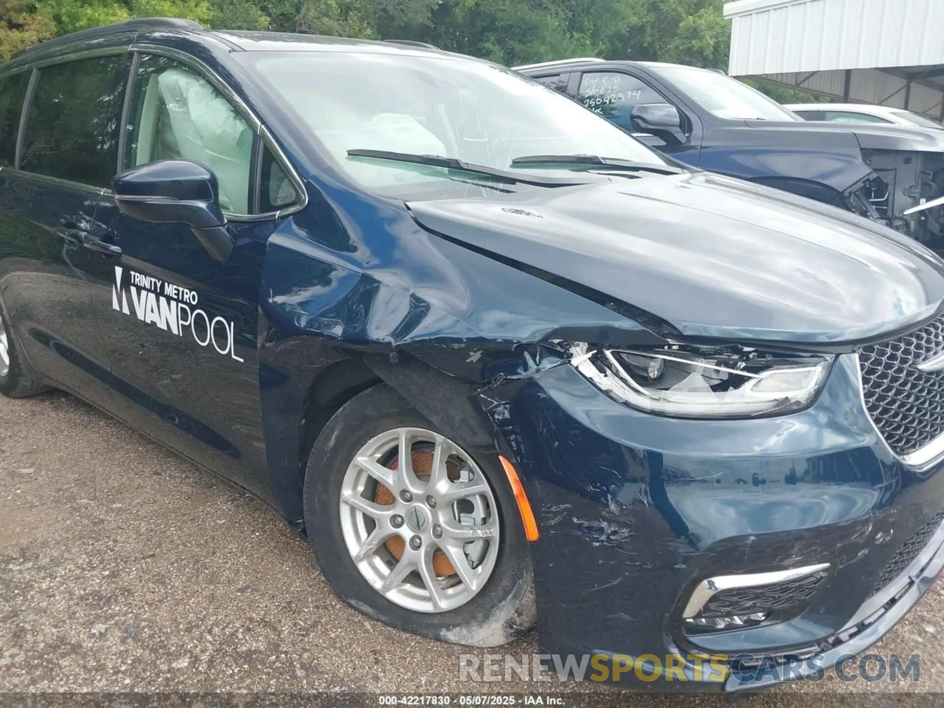 6 Фотография поврежденного автомобиля 2C4RC1BG4NR186458 CHRYSLER PACIFICA 2022