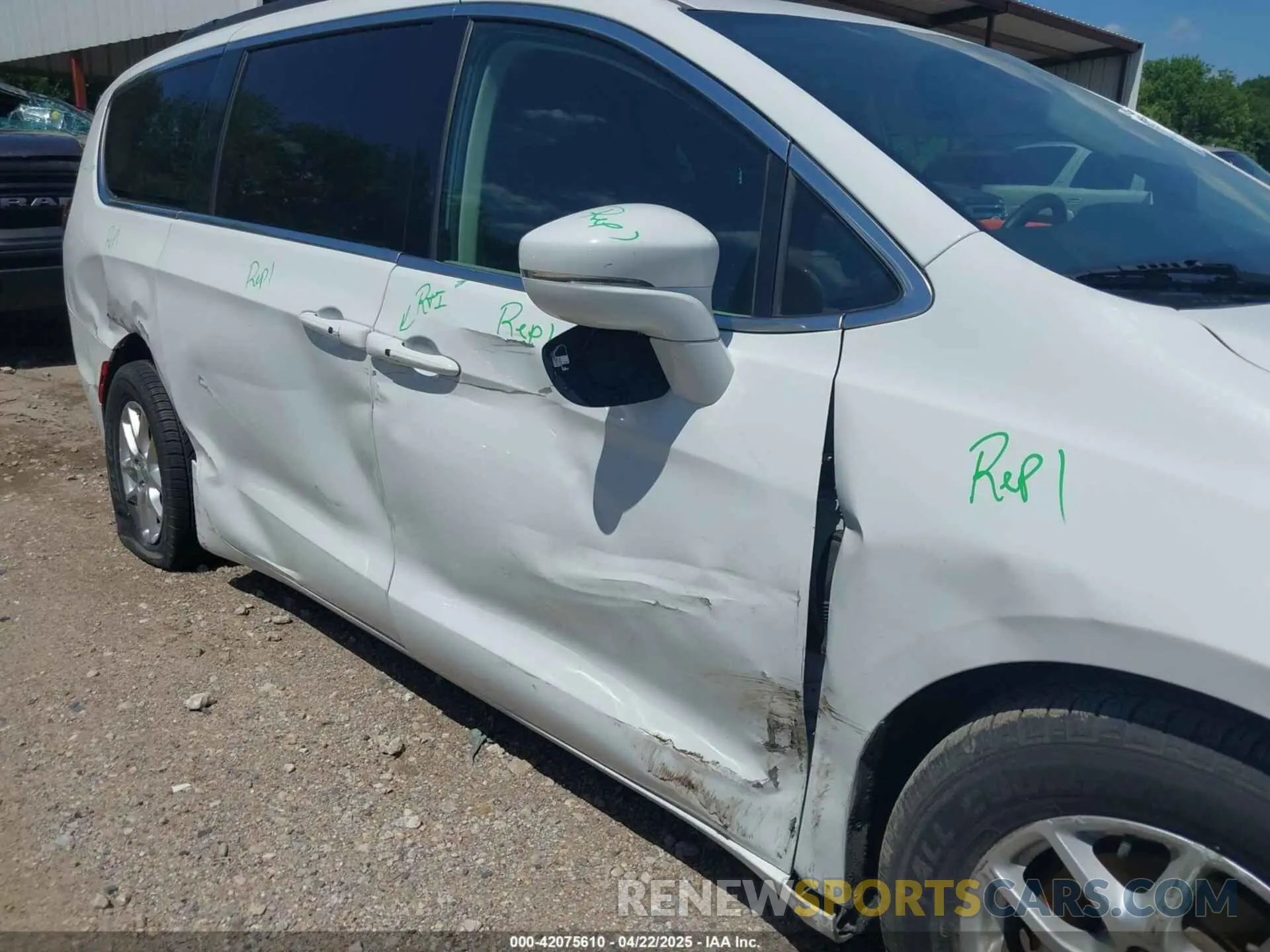 6 Фотография поврежденного автомобиля 2C4RC1BG4NR188999 CHRYSLER PACIFICA 2022