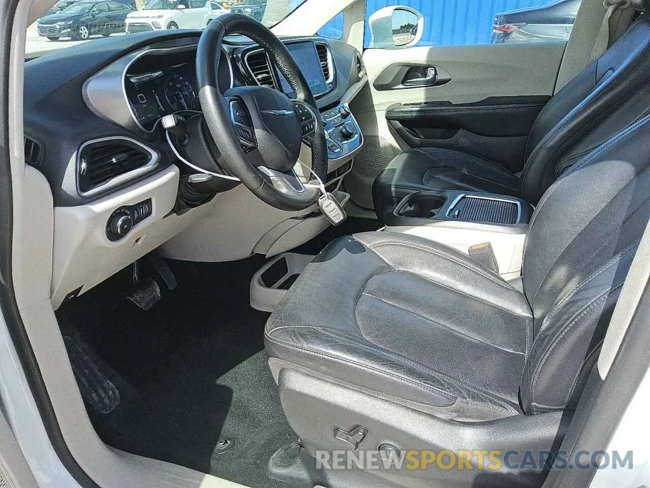 7 Photograph of a damaged car 2C4RC1BG5NR154294 CHRYSLER PACIFICA 2022