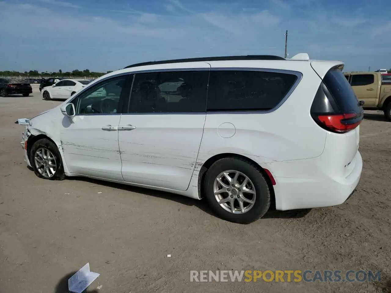 2 Photograph of a damaged car 2C4RC1BG5NR157681 CHRYSLER PACIFICA 2022