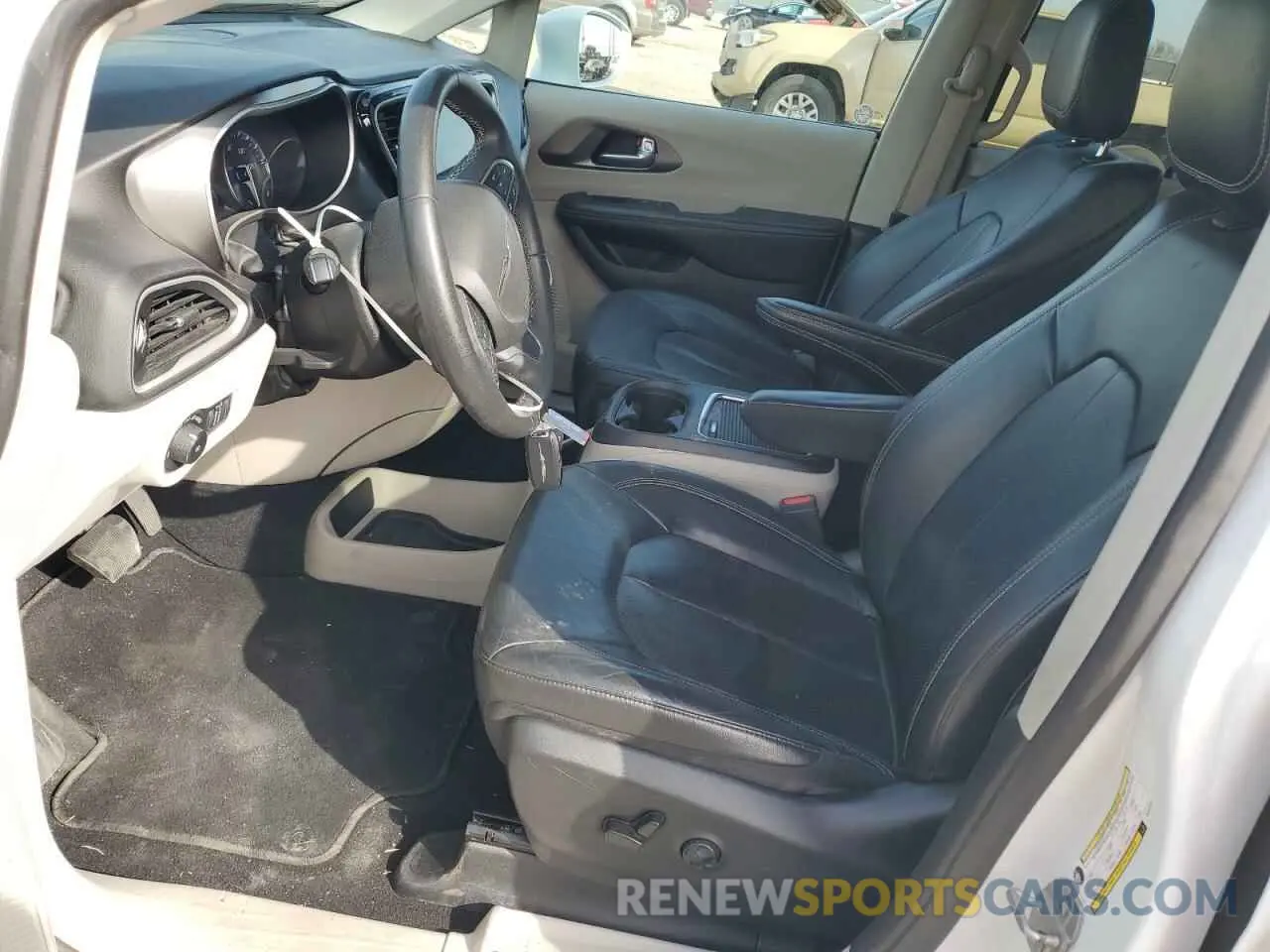 7 Photograph of a damaged car 2C4RC1BG5NR157681 CHRYSLER PACIFICA 2022
