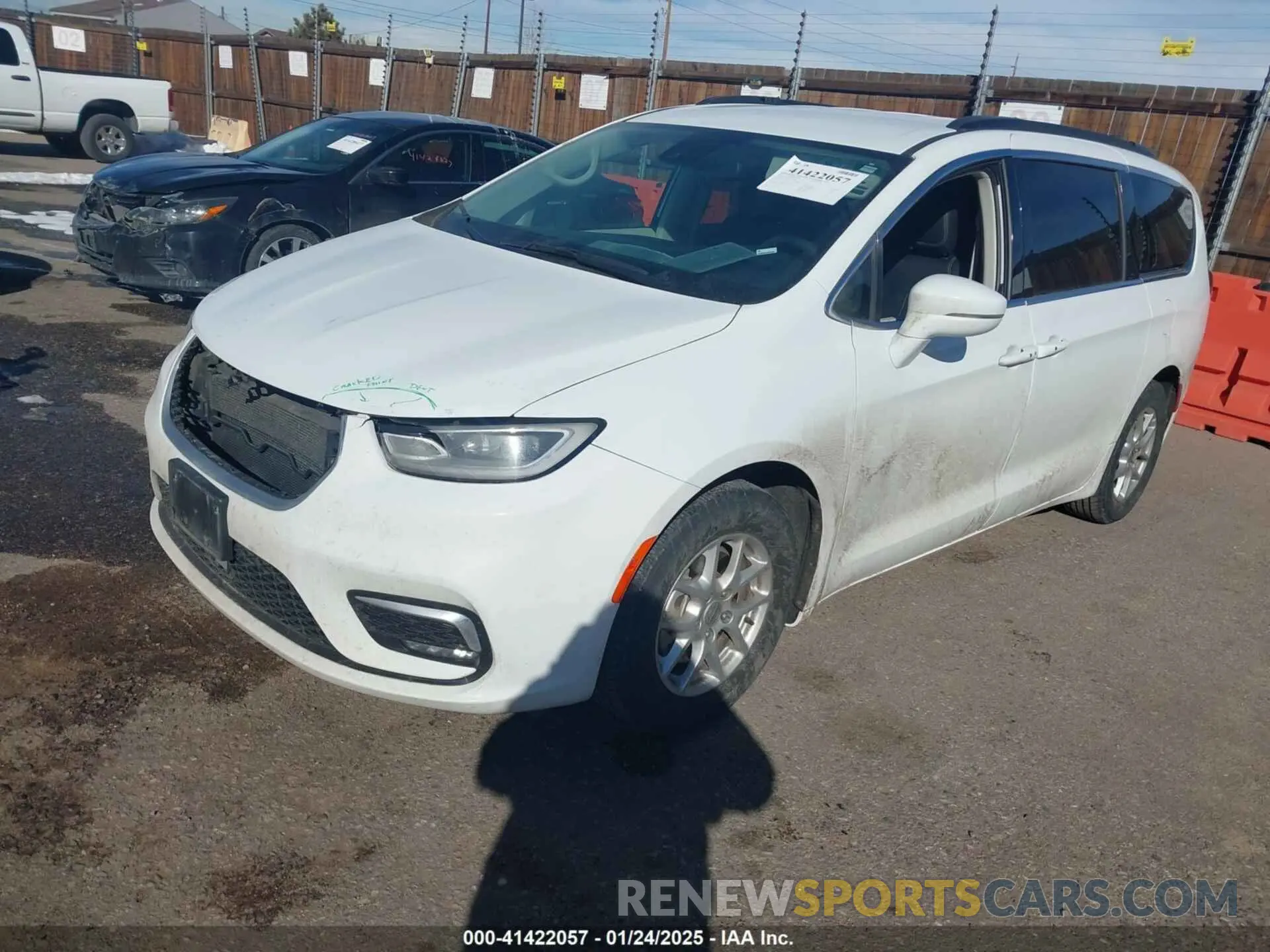 2 Photograph of a damaged car 2C4RC1BG5NR170186 CHRYSLER PACIFICA 2022