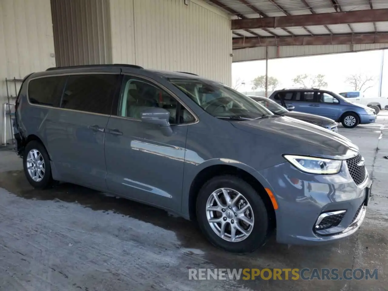 4 Photograph of a damaged car 2C4RC1BG6NR116038 CHRYSLER PACIFICA 2022