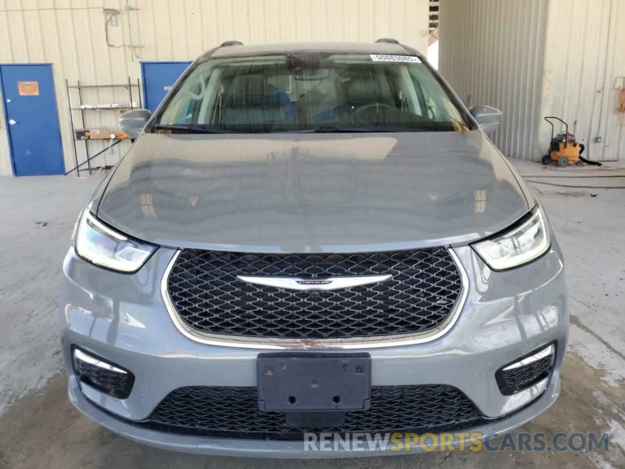 5 Photograph of a damaged car 2C4RC1BG6NR116038 CHRYSLER PACIFICA 2022