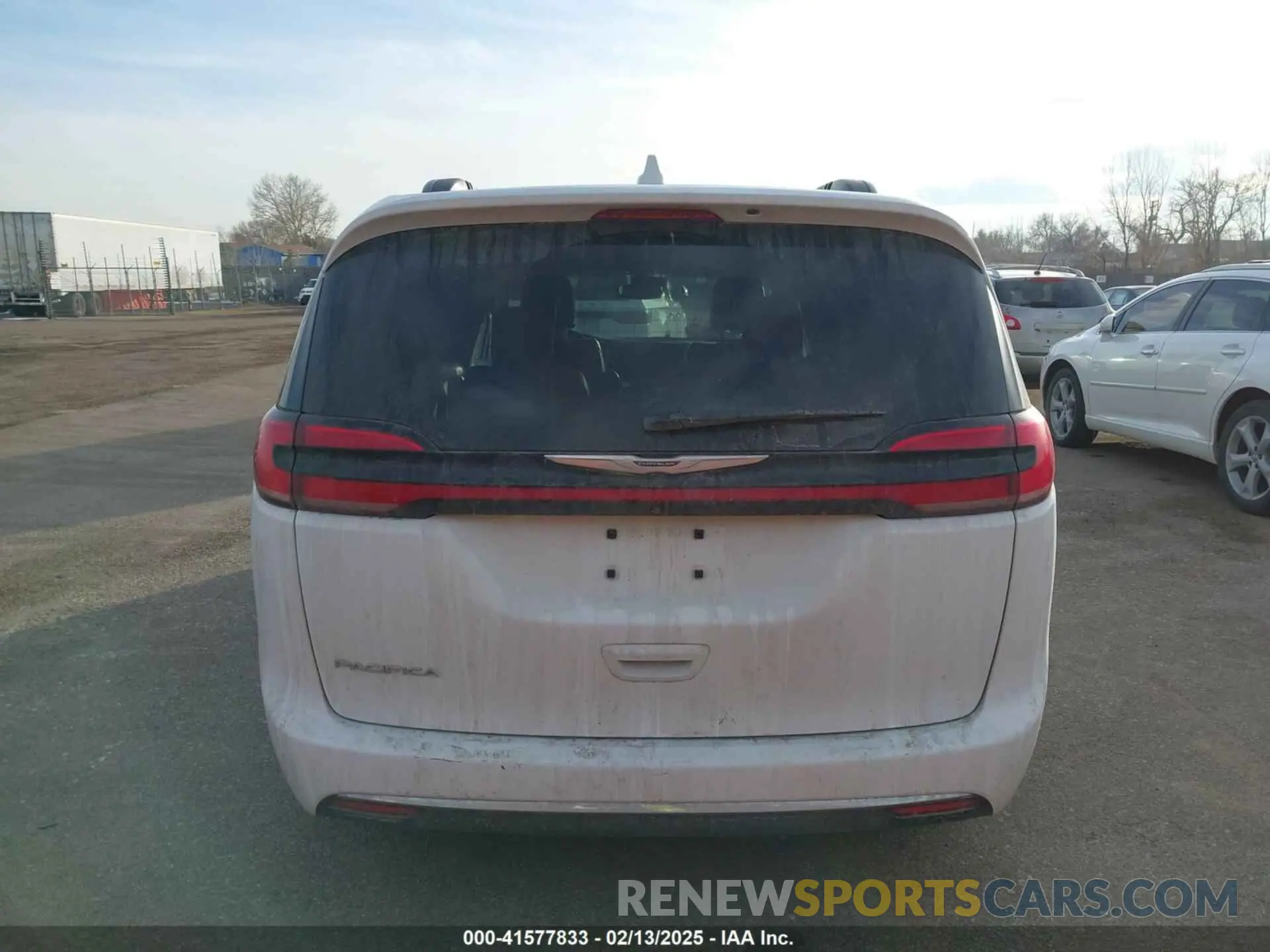16 Фотография поврежденного автомобиля 2C4RC1BG6NR188812 CHRYSLER PACIFICA 2022
