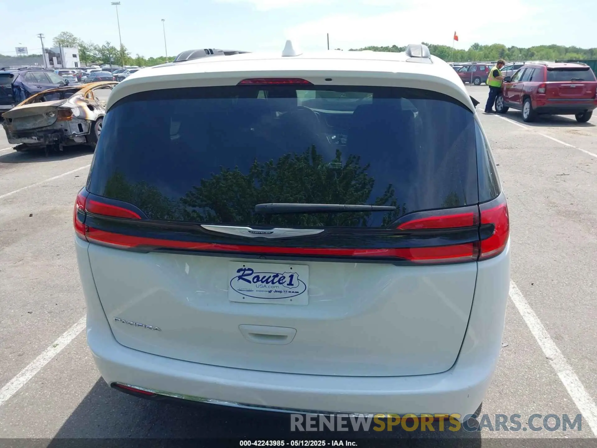 16 Фотография поврежденного автомобиля 2C4RC1BG6NR220366 CHRYSLER PACIFICA 2022