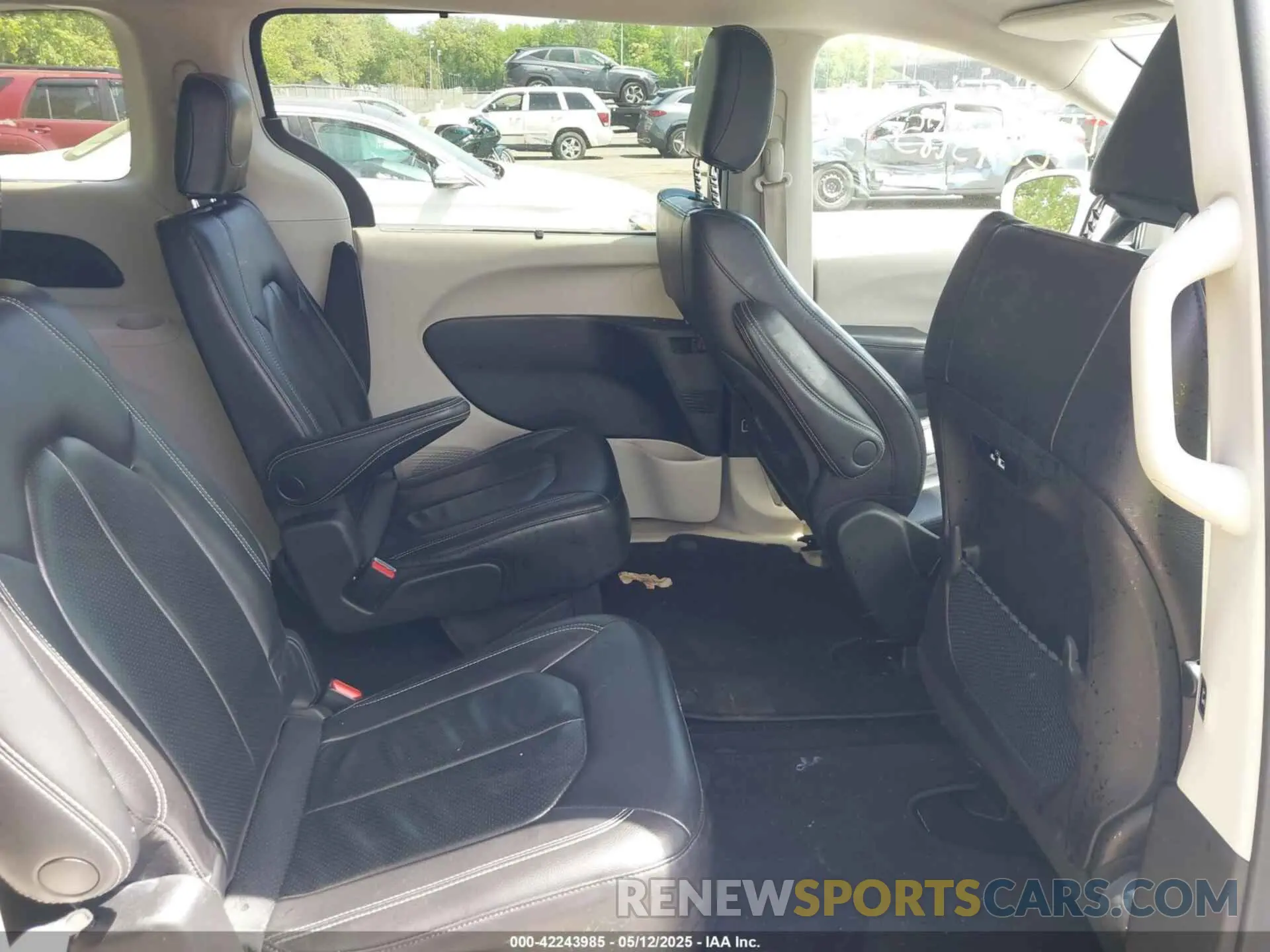 8 Фотография поврежденного автомобиля 2C4RC1BG6NR220366 CHRYSLER PACIFICA 2022