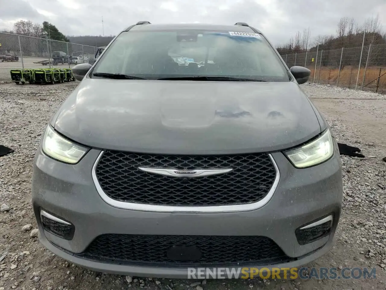 5 Photograph of a damaged car 2C4RC1BG7NR142969 CHRYSLER PACIFICA 2022
