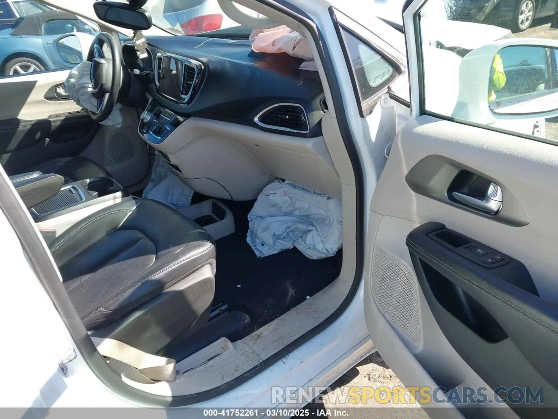 5 Фотография поврежденного автомобиля 2C4RC1BG7NR178063 CHRYSLER PACIFICA 2022