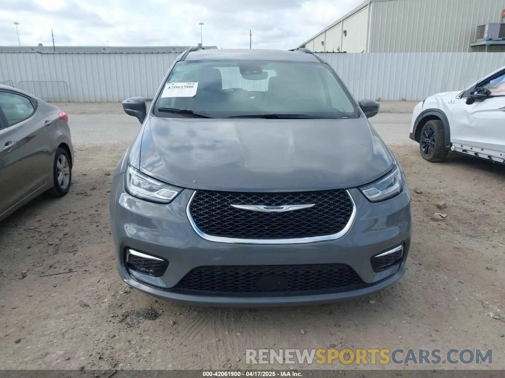 13 Фотография поврежденного автомобиля 2C4RC1BG7NR190939 CHRYSLER PACIFICA 2022