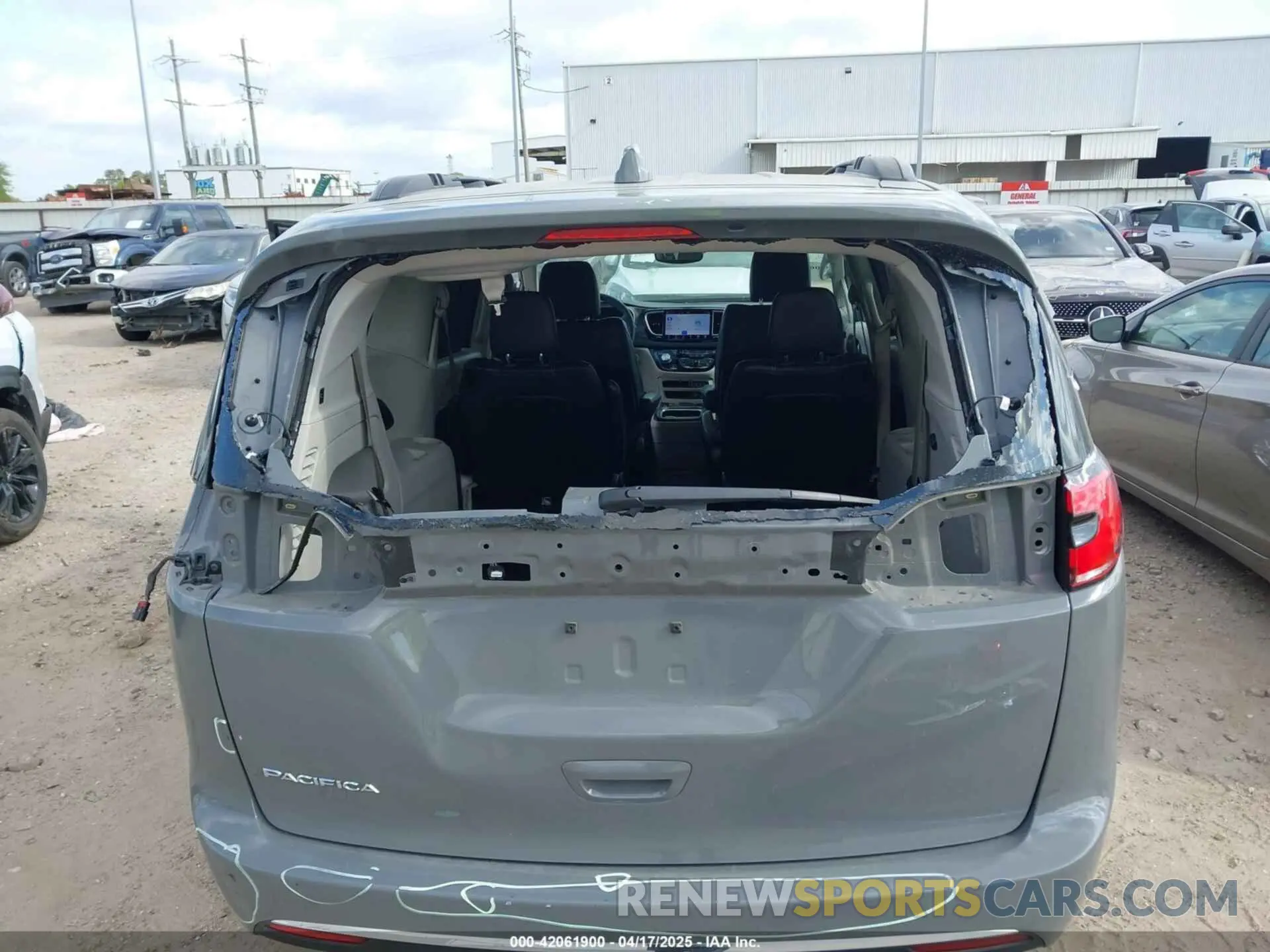 6 Фотография поврежденного автомобиля 2C4RC1BG7NR190939 CHRYSLER PACIFICA 2022