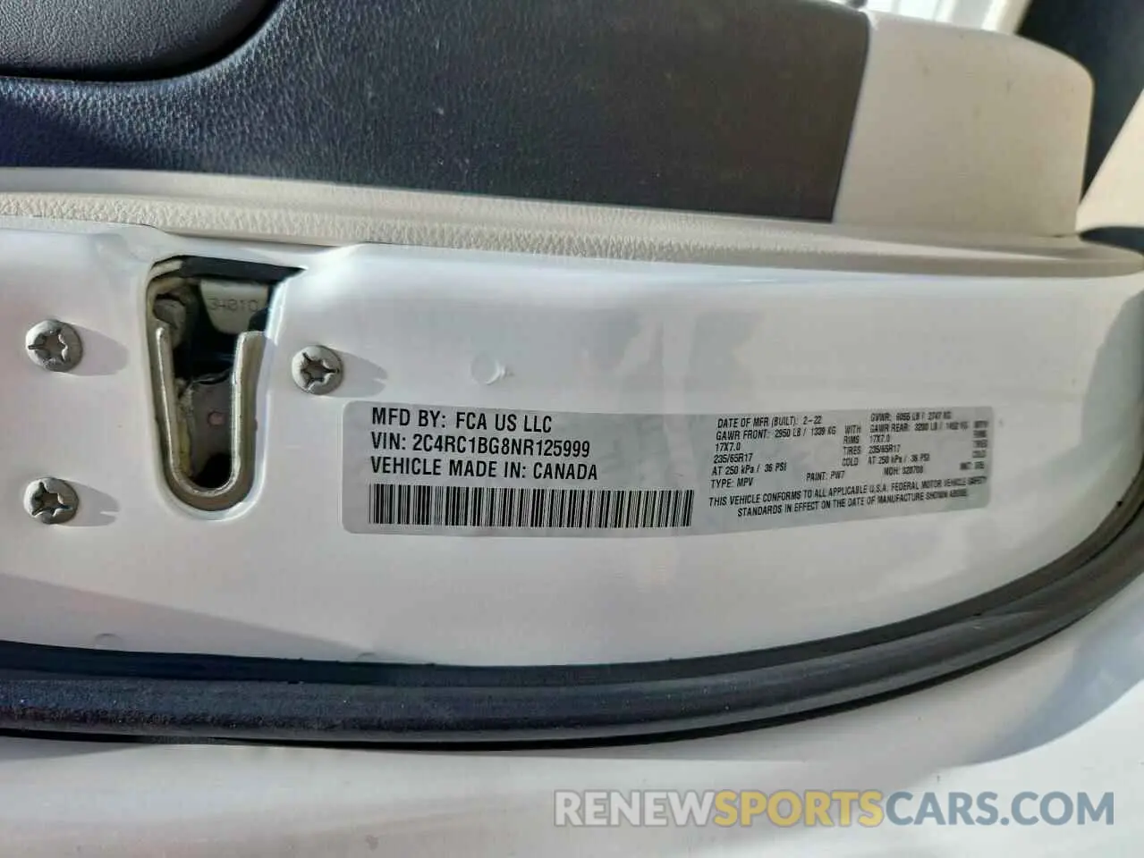 13 Photograph of a damaged car 2C4RC1BG8NR125999 CHRYSLER PACIFICA 2022