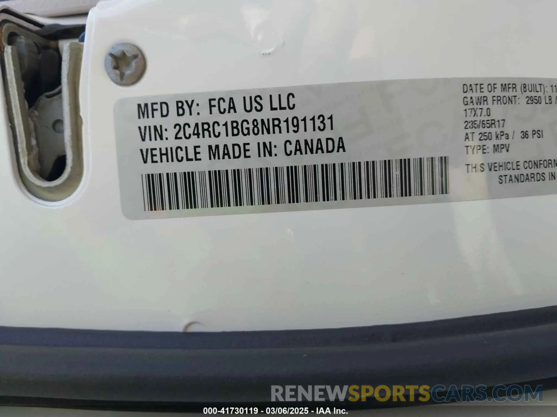9 Photograph of a damaged car 2C4RC1BG8NR191131 CHRYSLER PACIFICA 2022
