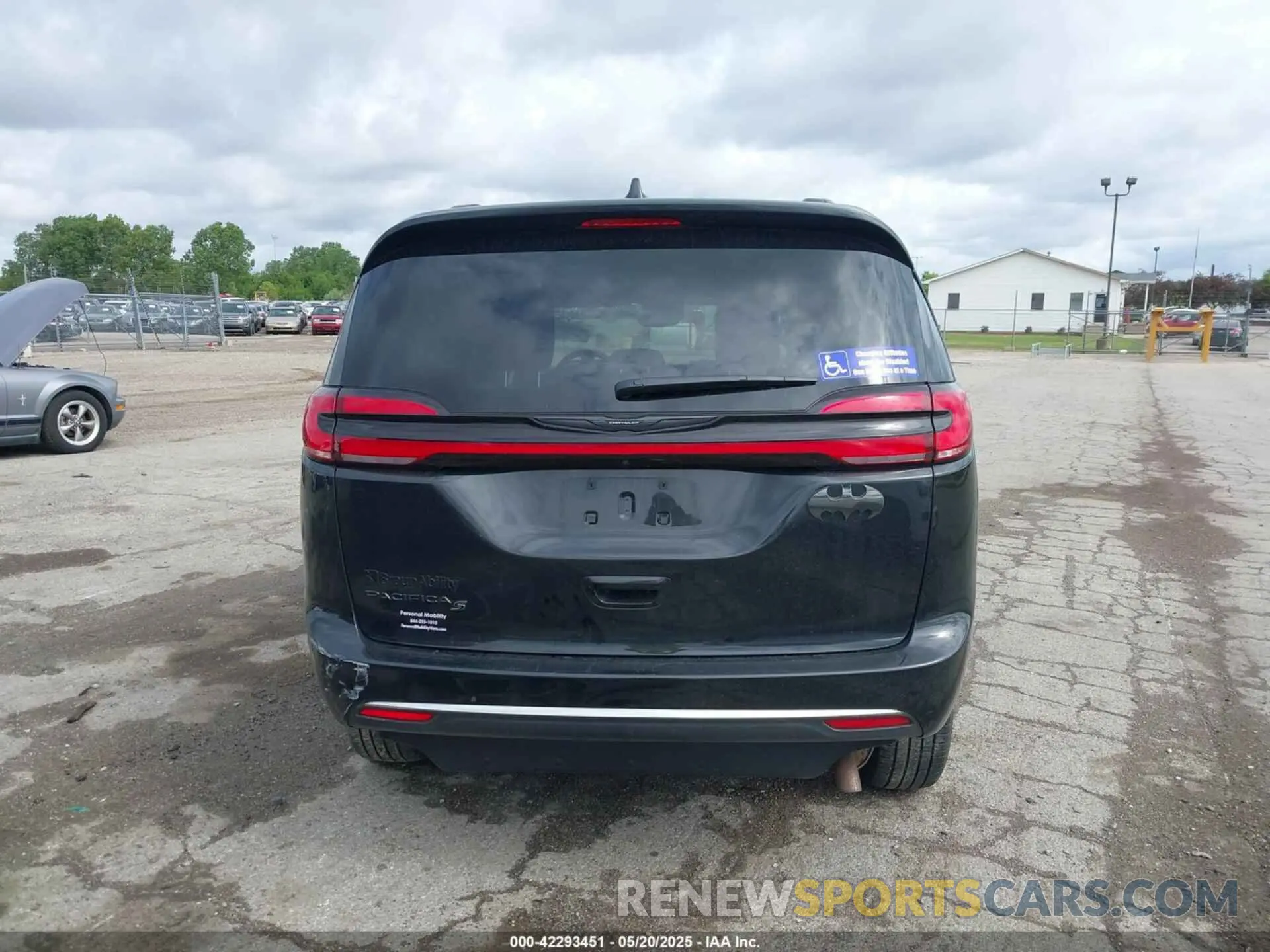 17 Фотография поврежденного автомобиля 2C4RC1BG8NR195566 CHRYSLER PACIFICA 2022
