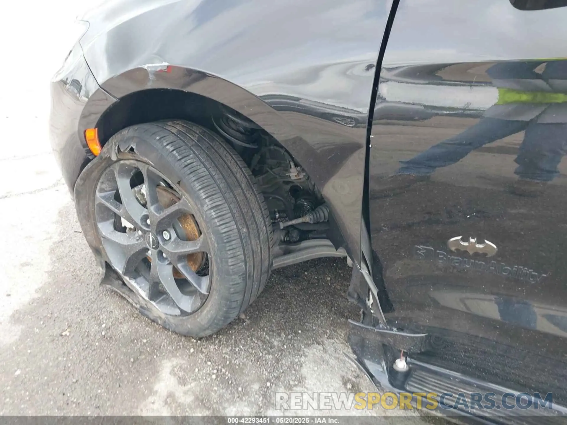 6 Фотография поврежденного автомобиля 2C4RC1BG8NR195566 CHRYSLER PACIFICA 2022