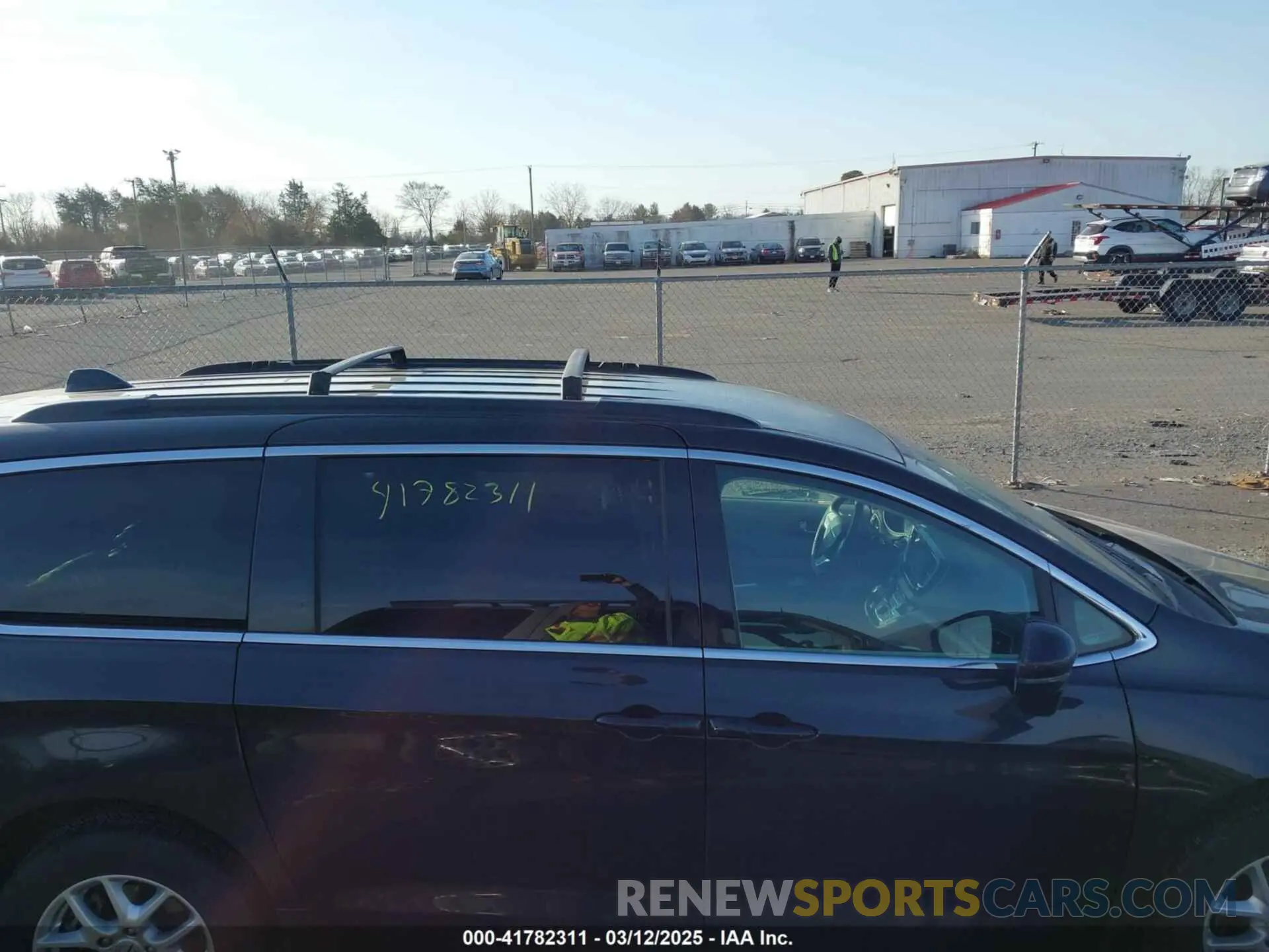 13 Фотография поврежденного автомобиля 2C4RC1BG8NR214844 CHRYSLER PACIFICA 2022