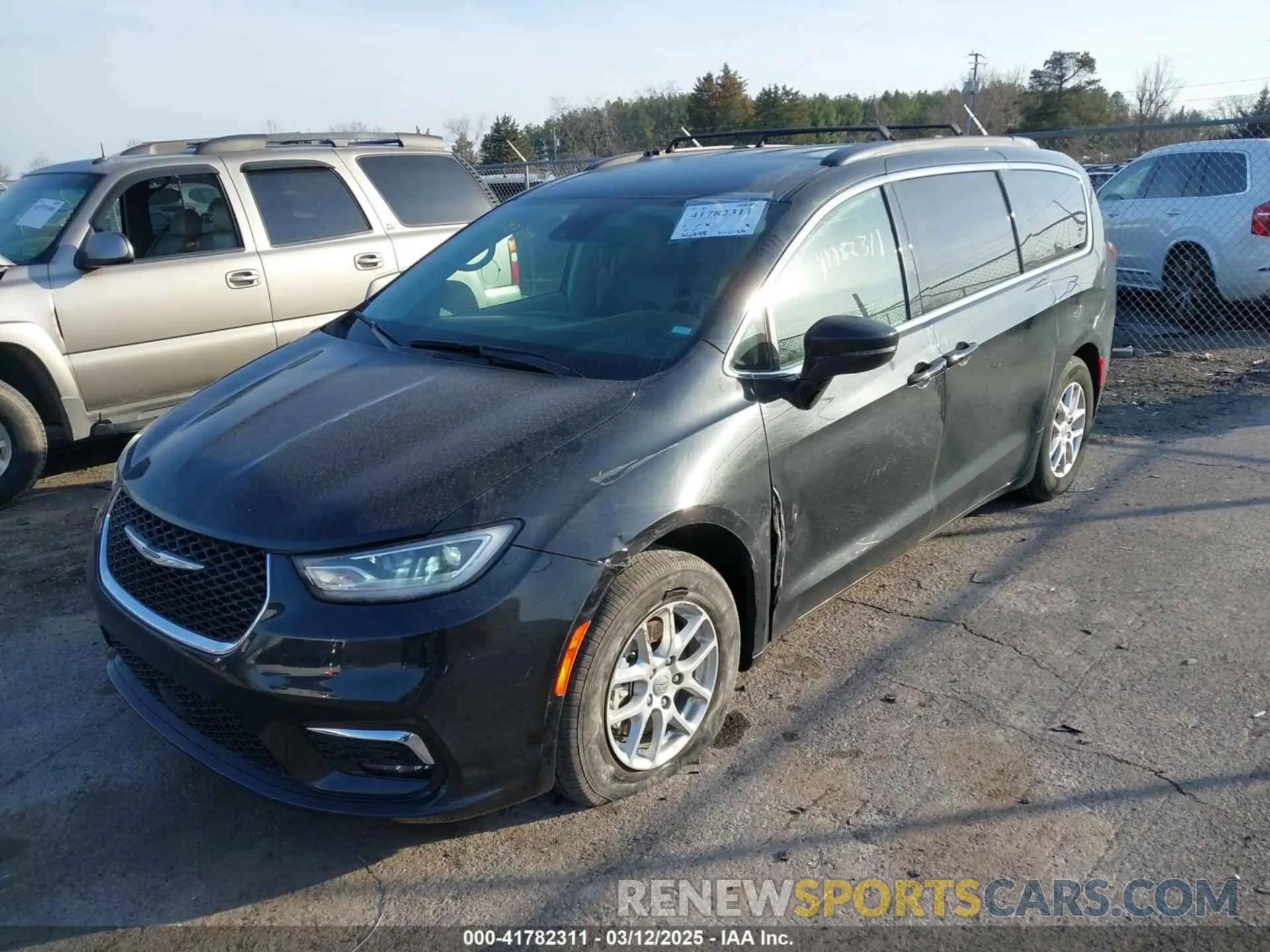 2 Фотография поврежденного автомобиля 2C4RC1BG8NR214844 CHRYSLER PACIFICA 2022