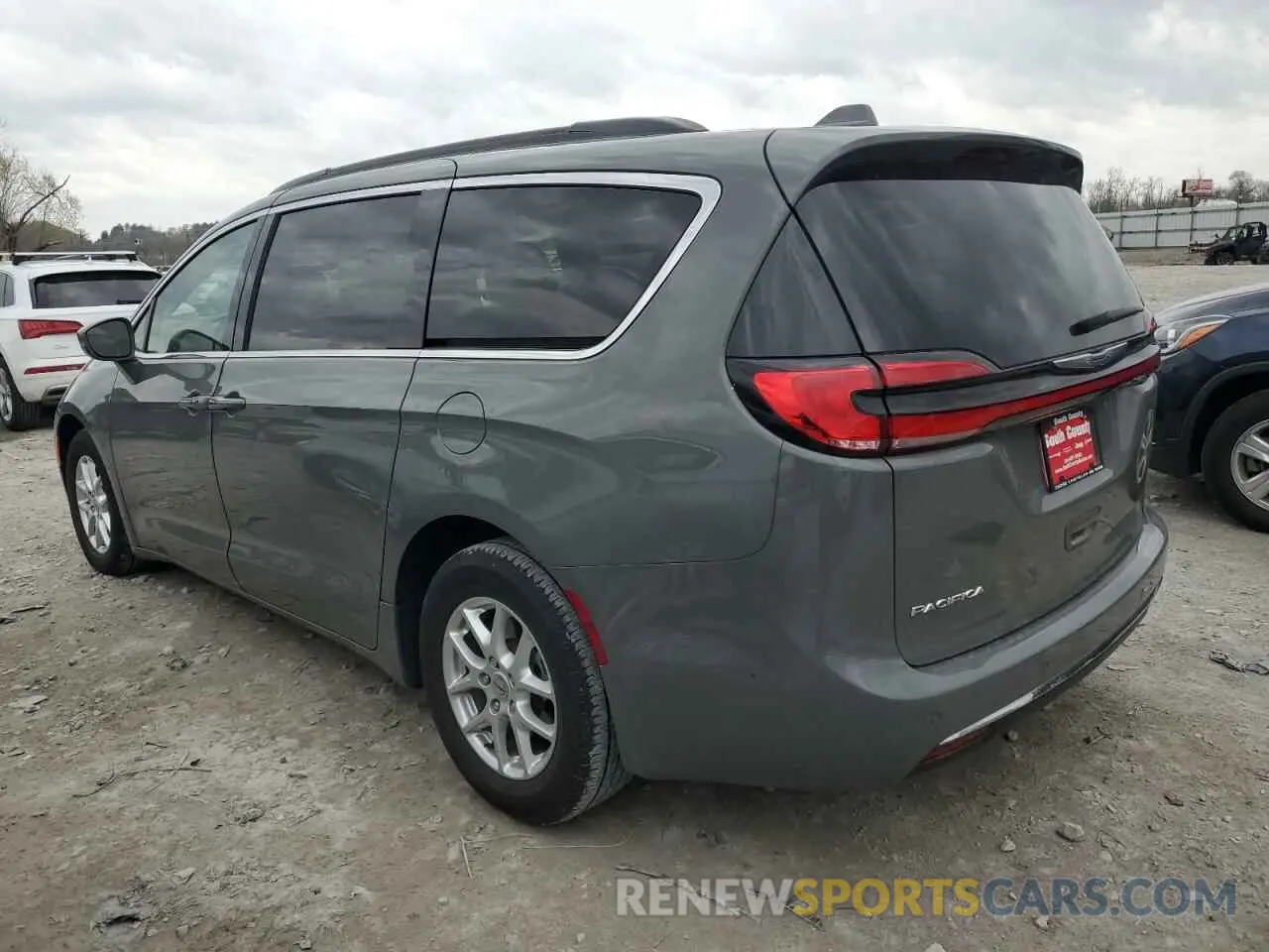 2 Фотография поврежденного автомобиля 2C4RC1BG9NR113943 CHRYSLER PACIFICA 2022