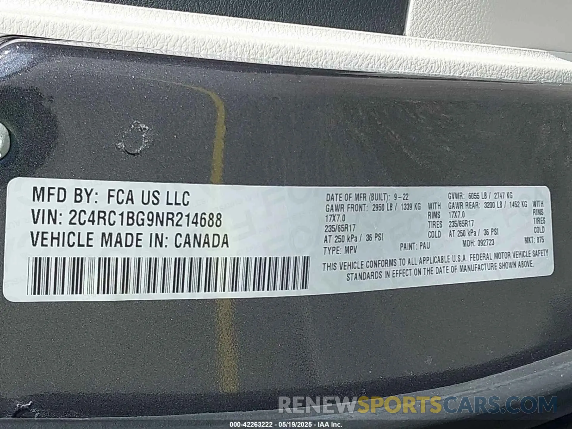 9 Фотография поврежденного автомобиля 2C4RC1BG9NR214688 CHRYSLER PACIFICA 2022
