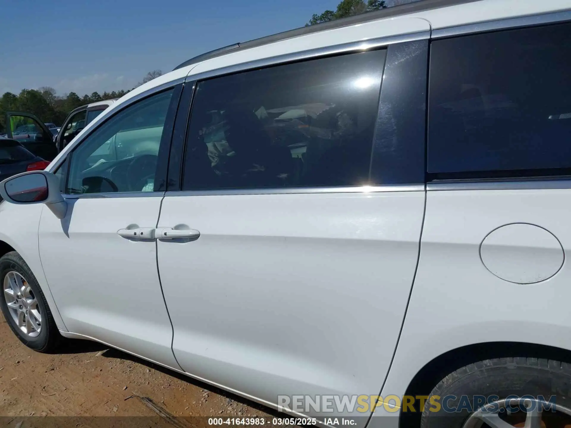 14 Фотография поврежденного автомобиля 2C4RC1BGXNR132615 CHRYSLER PACIFICA 2022