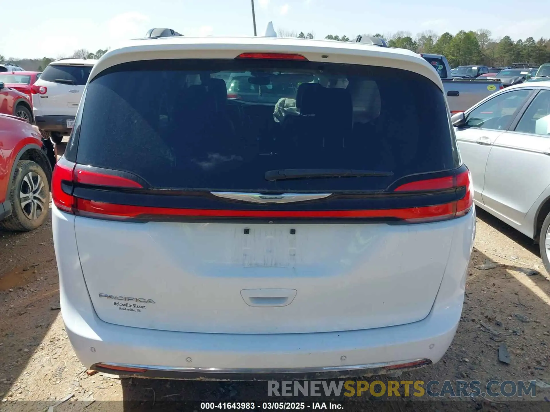 16 Фотография поврежденного автомобиля 2C4RC1BGXNR132615 CHRYSLER PACIFICA 2022