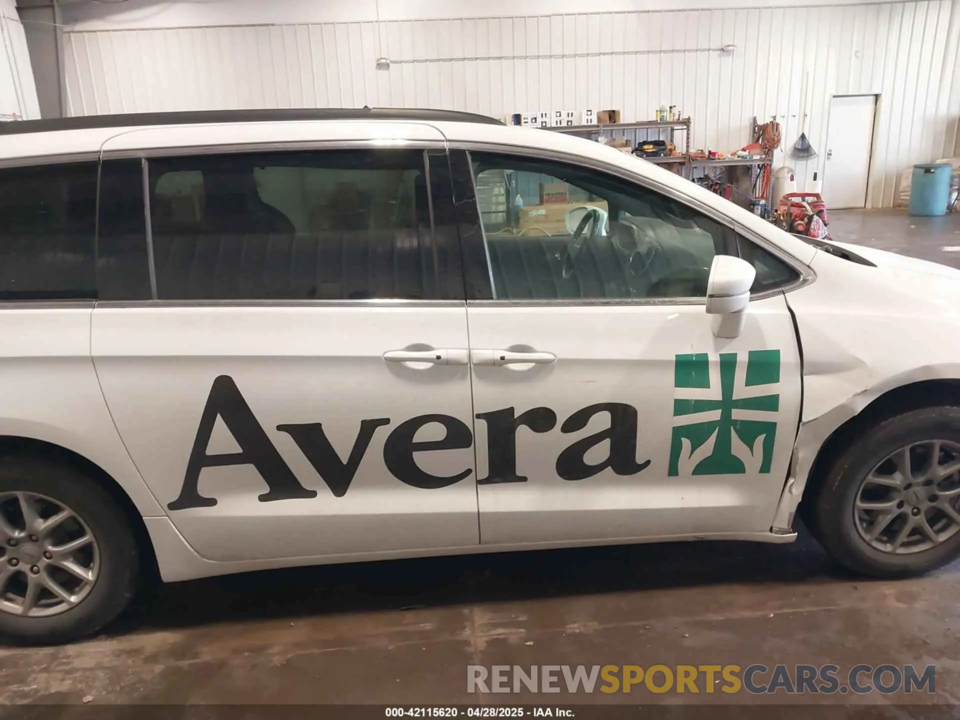 13 Фотография поврежденного автомобиля 2C4RC1FG2NR162279 CHRYSLER PACIFICA 2022