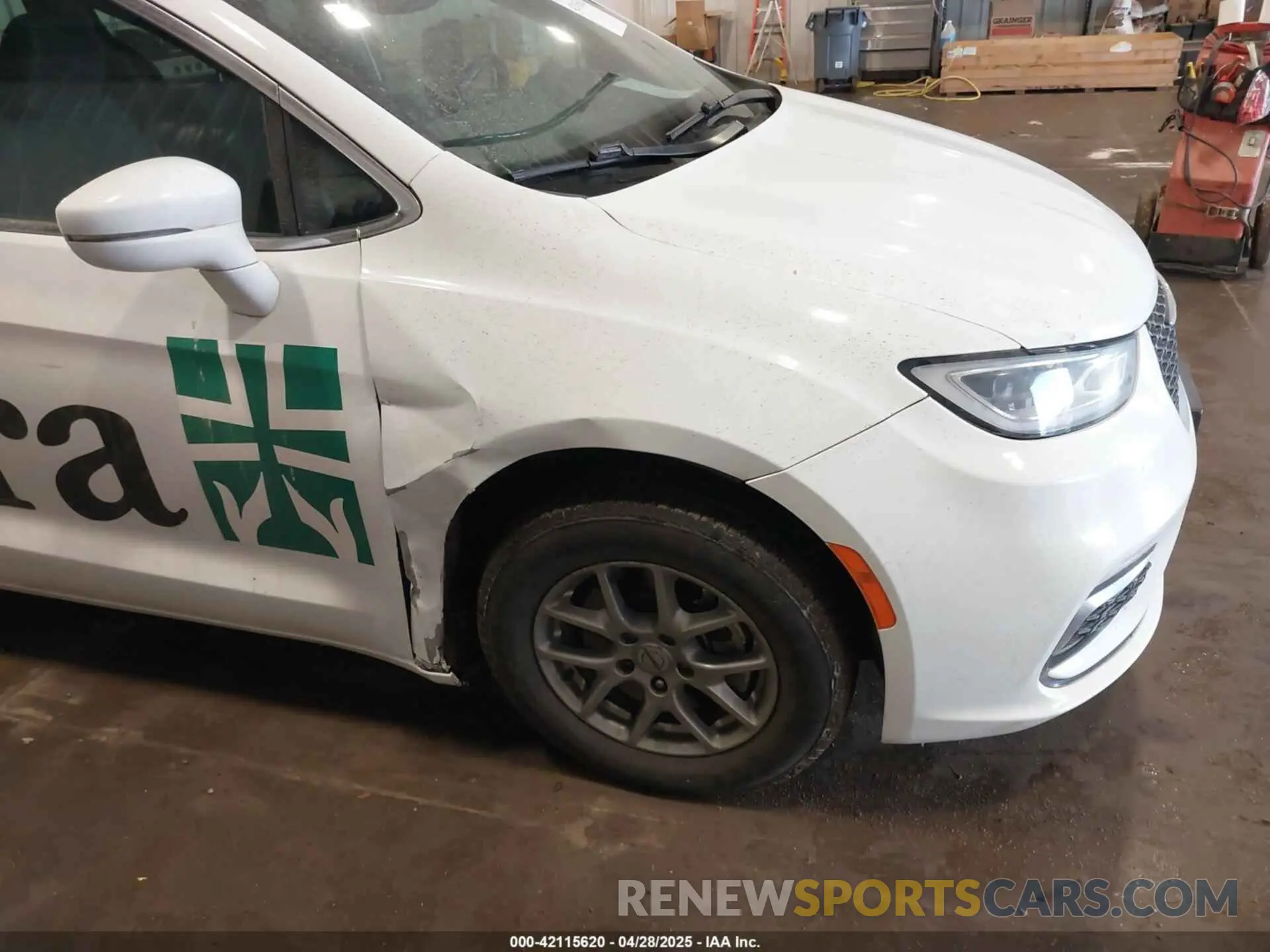 6 Фотография поврежденного автомобиля 2C4RC1FG2NR162279 CHRYSLER PACIFICA 2022